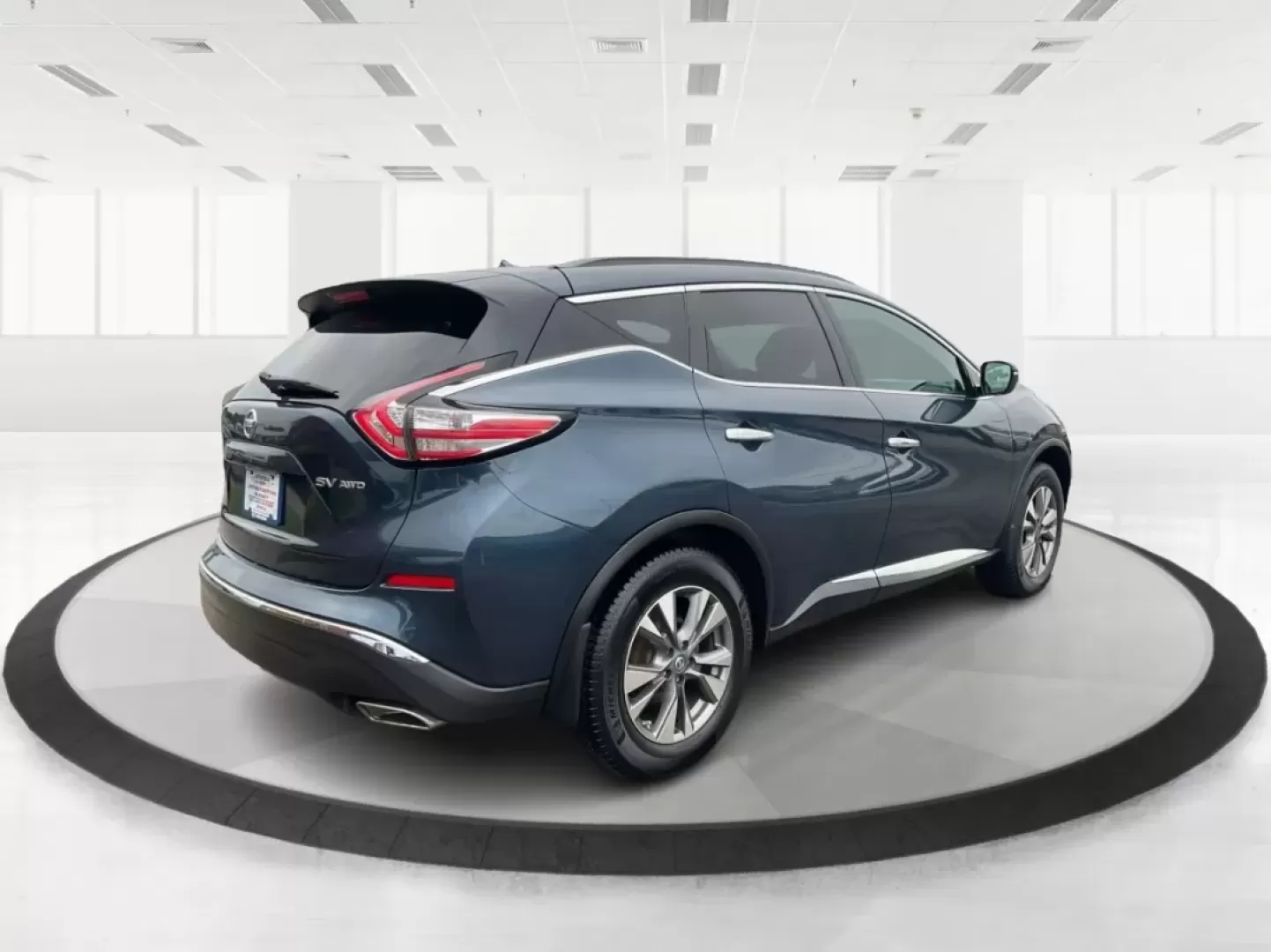 2015 Nissan Murano SV (5N1AZ2MH9FN) with an 3.5L V-6 DOHC engine, located at 1184 Kauffman Ave, Fairborn, OH, 45324, (937) 908-9800, 39.807072, -84.030914 - Are you ready to elevate your family adventures or daily commutes? The 2015 Nissan Murano SV is the perfect vehicle to transform your driving experience! With its spacious interior and modern features, this SUV is designed for those who crave comfort and versatility, making it ideal for both busy fa - Photo#2