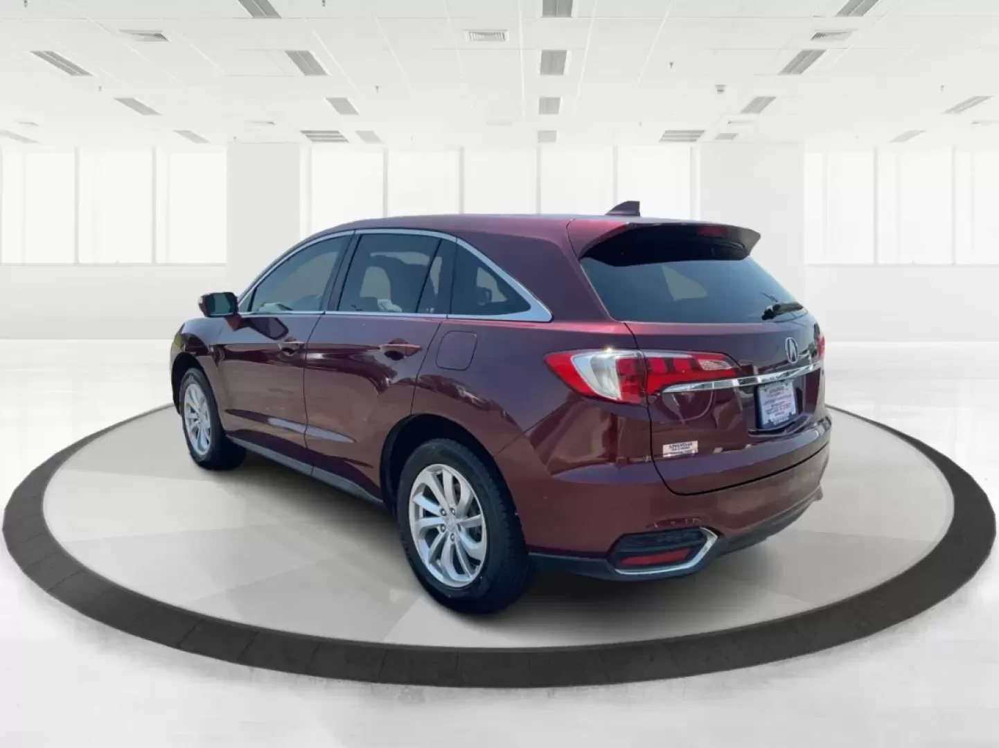 2016 Acura RDX 6-Spd AT (5J8TB3H33GL) with an 3.5L V6 DOHC 24V engine, 6-Speed Automatic transmission, located at 401 Woodman Dr, Riverside, OH, 45431, (937) 908-9800, 39.760899, -84.123421 - **Conquer the Road with Confidence: 2016 Acura RDX at Advantage Car and Credit!**<br /> <br /> Are you seeking a reliable vehicle that perfectly balances luxury, comfort, and practicality? Look no further than this stunning 2016 Acura RDX, available now at Advantage Car and Credit in Fairborn, OH. T - Photo#4