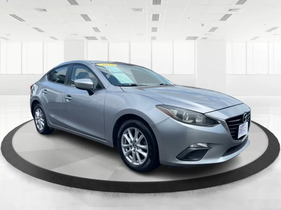 photo of 2016 Mazda Mazda3 i Sport