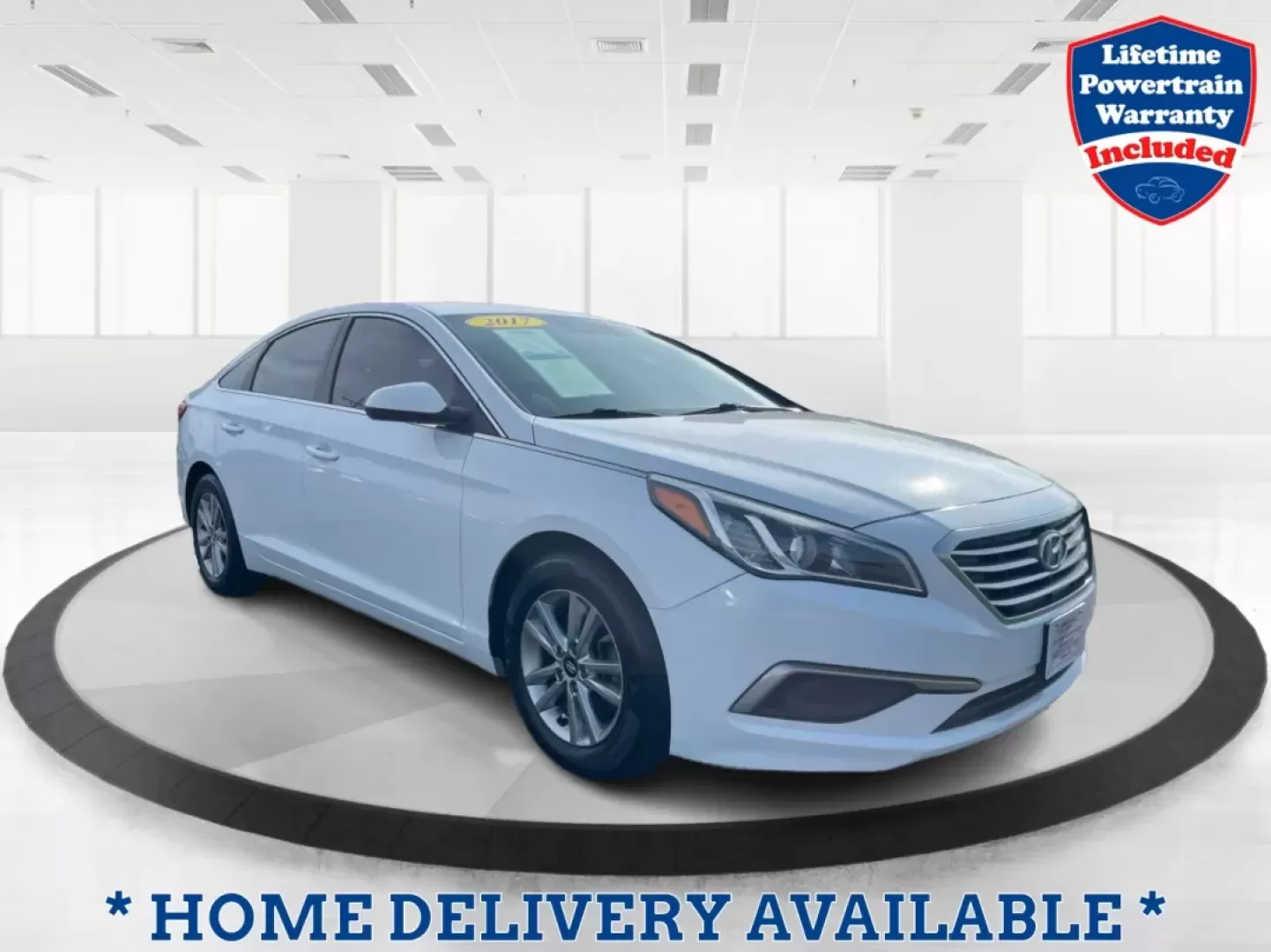 2017 Hyundai Sonata Base (5NPE24AF6HH) with an Other engine, located at 401 Woodman Dr, Riverside, OH, 45431, (937) 908-9800, 39.760899, -84.123421 - **Experience Comfort and Reliability with the 2017 Hyundai Sonata at Advantage Car and Credit!**<br /> <br /> Are you looking for a dependable sedan that seamlessly fits into your active lifestyle? Whether you're commuting to work, running errands around Fairborn, or making weekend getaways with fri - Photo#0