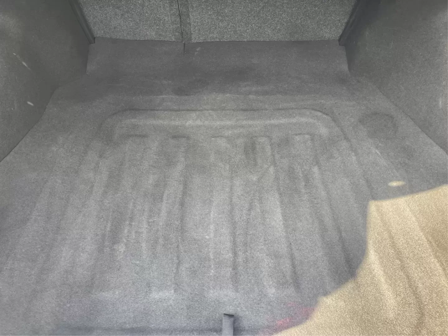 2017 Hyundai Sonata Base (5NPE24AF6HH) with an Other engine, located at 401 Woodman Dr, Riverside, OH, 45431, (937) 908-9800, 39.760899, -84.123421 - **Experience Comfort and Reliability with the 2017 Hyundai Sonata at Advantage Car and Credit!**<br /> <br /> Are you looking for a dependable sedan that seamlessly fits into your active lifestyle? Whether you're commuting to work, running errands around Fairborn, or making weekend getaways with fri - Photo#12