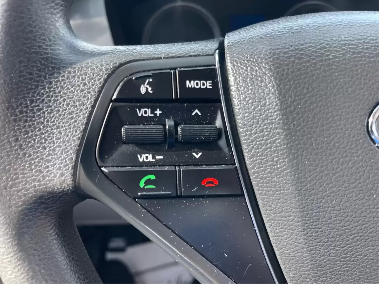 2017 Hyundai Sonata Base (5NPE24AF6HH) with an Other engine, located at 401 Woodman Dr, Riverside, OH, 45431, (937) 908-9800, 39.760899, -84.123421 - **Experience Comfort and Reliability with the 2017 Hyundai Sonata at Advantage Car and Credit!**<br /> <br /> Are you looking for a dependable sedan that seamlessly fits into your active lifestyle? Whether you're commuting to work, running errands around Fairborn, or making weekend getaways with fri - Photo#16