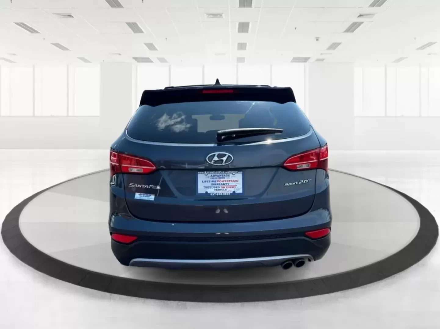 2013 Hyundai Santa Fe Sport 2.0T (5XYZU3LA1DG) with an Theta II 2L I-4 gasoline direct injection engine, located at 1230 East Main St, Xenia, OH, 45385, (937) 908-9800, 39.688026, -83.910172 - **Discover Adventure with the 2013 Hyundai Santa Fe at Advantage Car and Credit!**<br /> <br /> Are you ready to embrace the open road? Whether you're planning a weekend getaway or commuting to work, the 2013 Hyundai Santa Fe Sport 2.0T is the perfect vehicle to elevate your lifestyle. Designed for - Photo#3