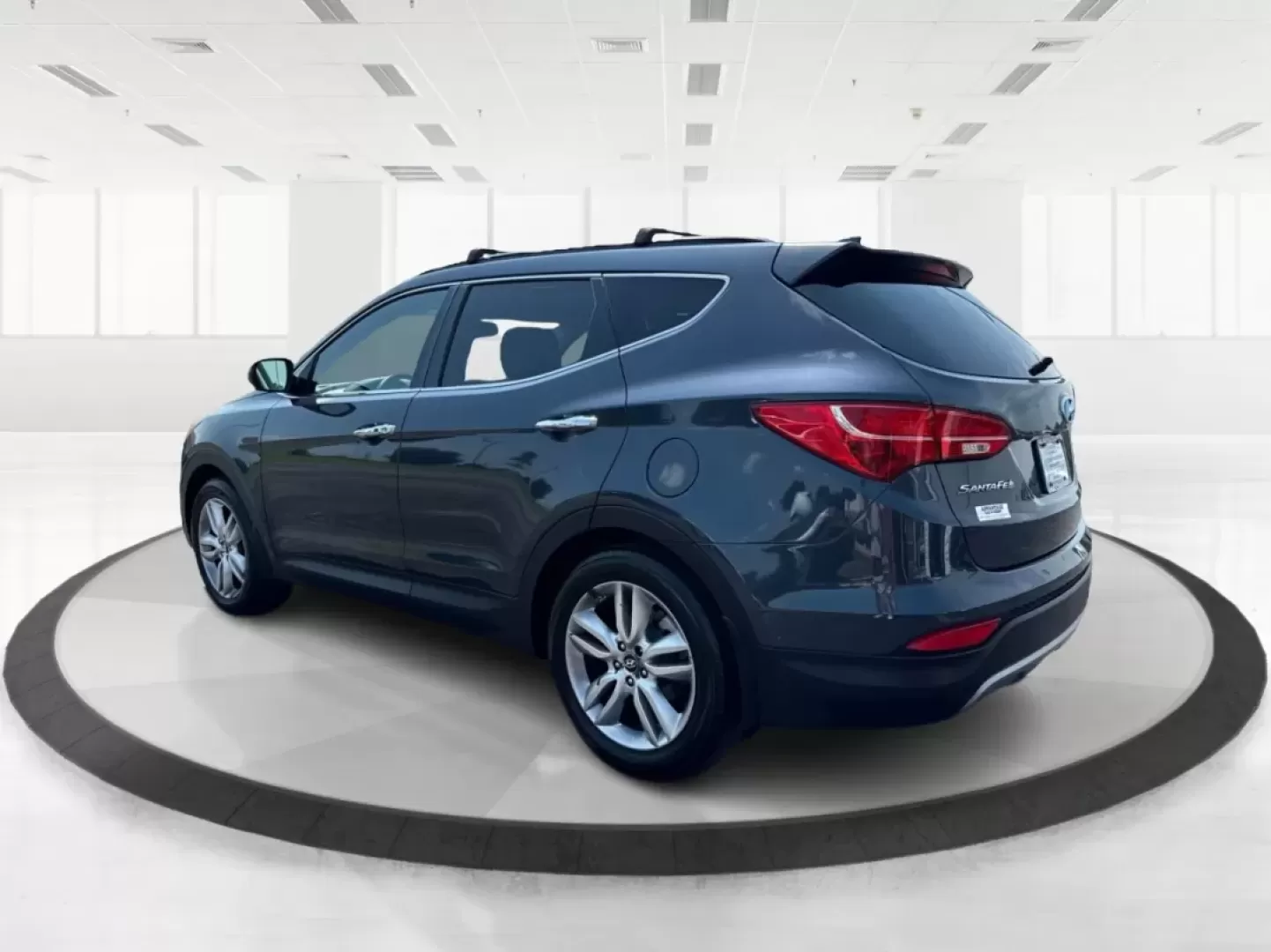 2013 Hyundai Santa Fe Sport 2.0T (5XYZU3LA1DG) with an Theta II 2L I-4 gasoline direct injection engine, located at 1230 East Main St, Xenia, OH, 45385, (937) 908-9800, 39.688026, -83.910172 - **Discover Adventure with the 2013 Hyundai Santa Fe at Advantage Car and Credit!**<br /> <br /> Are you ready to embrace the open road? Whether you're planning a weekend getaway or commuting to work, the 2013 Hyundai Santa Fe Sport 2.0T is the perfect vehicle to elevate your lifestyle. Designed for - Photo#4