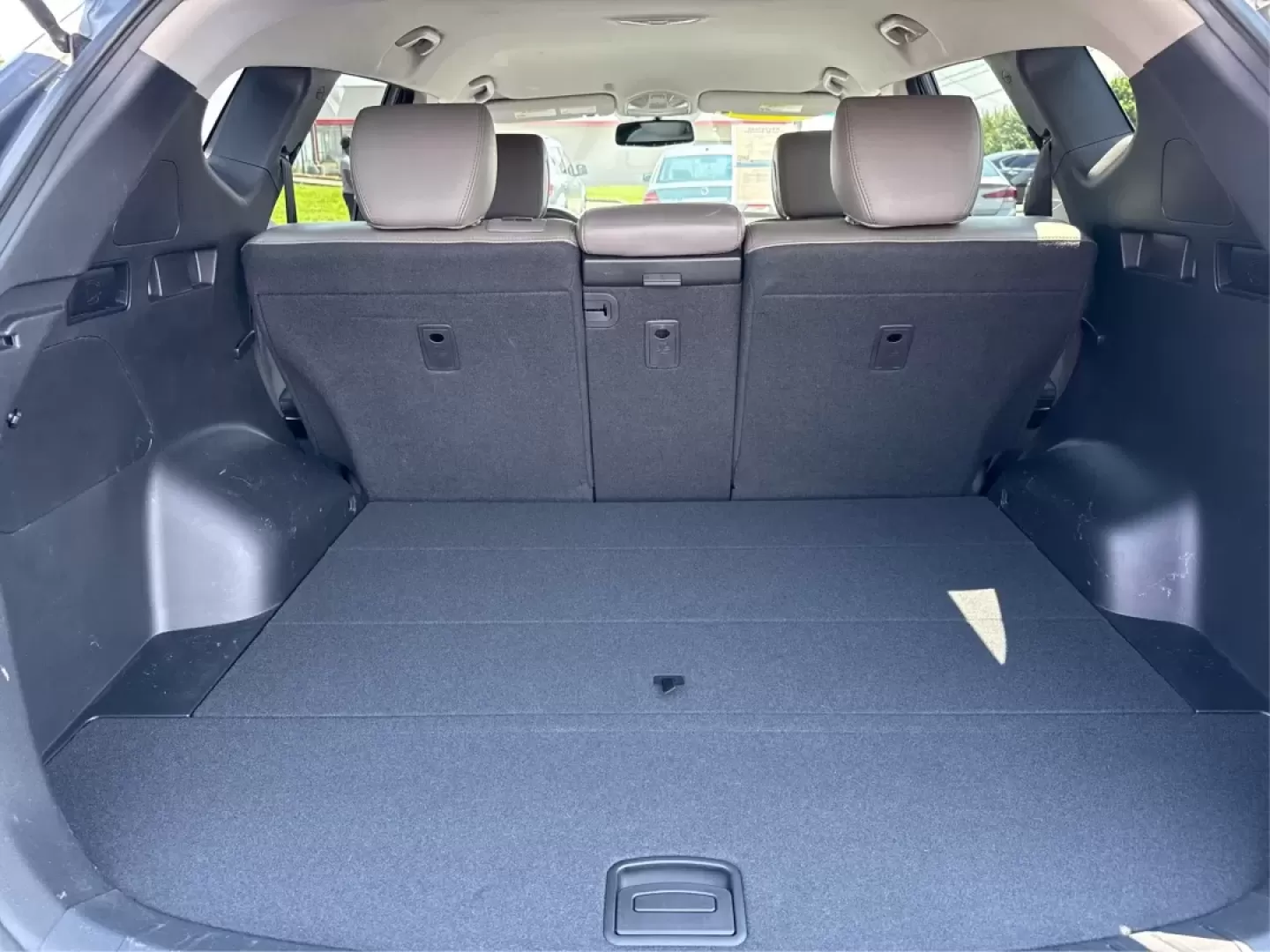 2013 Hyundai Santa Fe Sport 2.0T (5XYZU3LA1DG) with an Theta II 2L I-4 gasoline direct injection engine, located at 1230 East Main St, Xenia, OH, 45385, (937) 908-9800, 39.688026, -83.910172 - **Discover Adventure with the 2013 Hyundai Santa Fe at Advantage Car and Credit!**<br /> <br /> Are you ready to embrace the open road? Whether you're planning a weekend getaway or commuting to work, the 2013 Hyundai Santa Fe Sport 2.0T is the perfect vehicle to elevate your lifestyle. Designed for - Photo#12