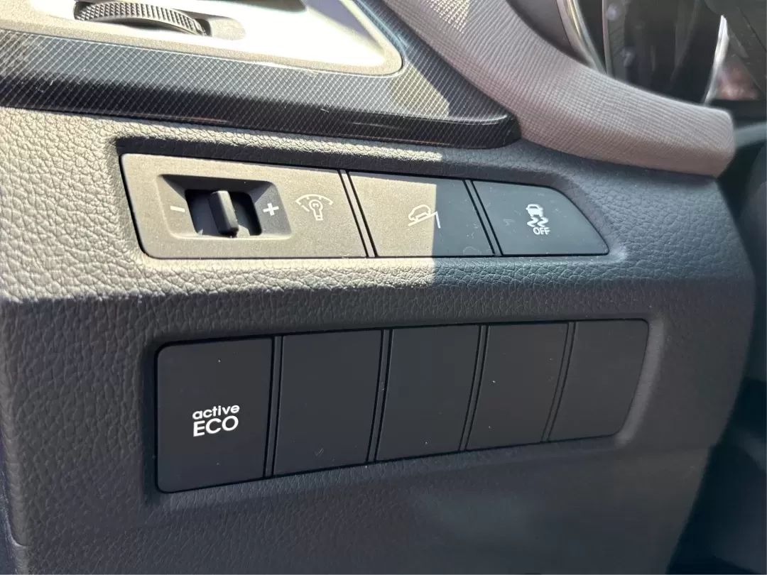 2013 Hyundai Santa Fe Sport 2.0T (5XYZU3LA1DG) with an Theta II 2L I-4 gasoline direct injection engine, located at 1230 East Main St, Xenia, OH, 45385, (937) 908-9800, 39.688026, -83.910172 - **Discover Adventure with the 2013 Hyundai Santa Fe at Advantage Car and Credit!**<br /> <br /> Are you ready to embrace the open road? Whether you're planning a weekend getaway or commuting to work, the 2013 Hyundai Santa Fe Sport 2.0T is the perfect vehicle to elevate your lifestyle. Designed for - Photo#17