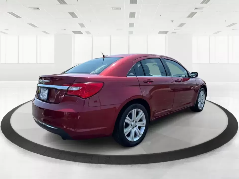 2014 Chrysler 200 Touring (1C3CCBBB6EN) with an 2.4L L4 DOHC 16V engine, 6-Speed Automatic transmission, located at 8750 N County Rd 25A, Piqua, OH, 45356, (937) 908-9800, 40.164391, -84.232513 - **Discover Freedom and Comfort with this 2014 Chrysler 200 Touring at Advantage Car and Credit!**<br /> <br /> Are you ready to elevate your driving experience? Whether you're a busy professional looking for a reliable daily commuter or a growing family in need of a safe and stylish sedan, the 2014 - Photo#2