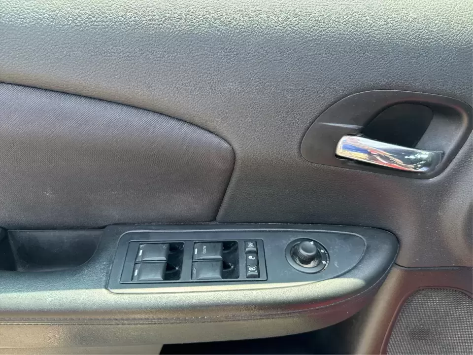 2014 Chrysler 200 Touring (1C3CCBBB6EN) with an 2.4L L4 DOHC 16V engine, 6-Speed Automatic transmission, located at 401 Woodman Dr, Riverside, OH, 45431, (937) 908-9800, 39.760899, -84.123421 - **Discover Freedom and Comfort with this 2014 Chrysler 200 Touring at Advantage Car and Credit!**<br /> <br /> Are you ready to elevate your driving experience? Whether you're a busy professional looking for a reliable daily commuter or a growing family in need of a safe and stylish sedan, the 2014 - Photo#19