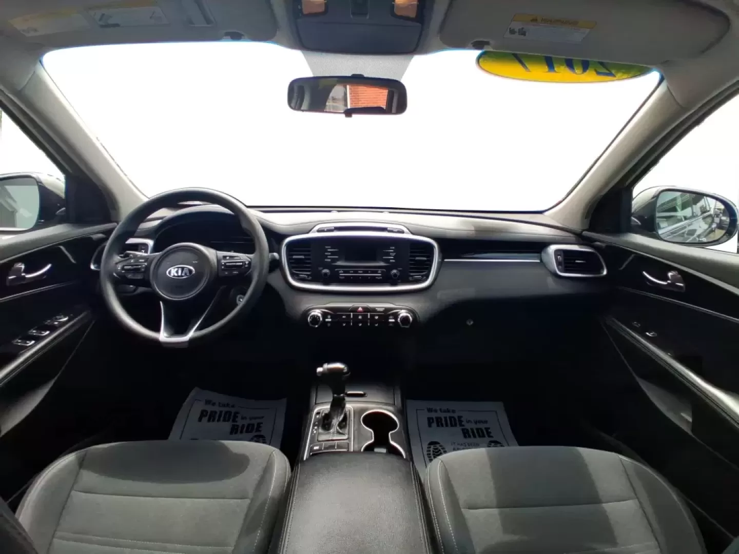 2017 Kia Sorento 2.4L L (5XYPG4A32HG) with an 2.4L I-4 gasoline direct injection engine, located at 8750 N County Rd 25A, Piqua, OH, 45356, (937) 908-9800, 40.164391, -84.232513 - **Unleash Your Adventurous Spirit with this 2017 Kia Sorento at Advantage Car and Credit in Xenia, OH!**<br /> <br /> Are you ready to elevate your family adventures or conquer your daily commute? Look no further than the 2017 Kia Sorento, a versatile SUV that perfectly aligns with your lifestyle ne - Photo#19