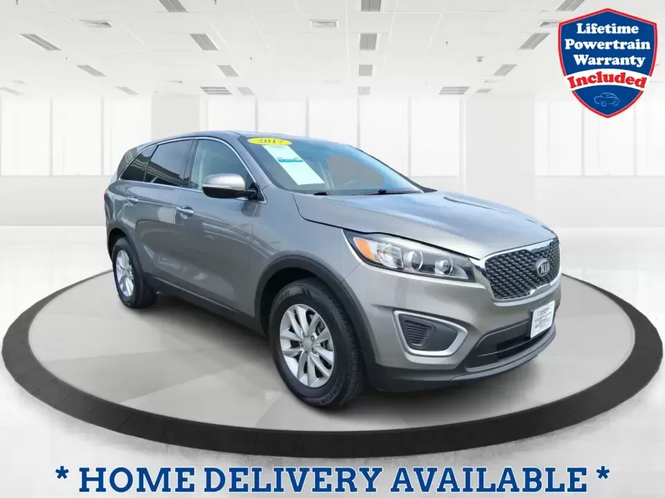 2017 Kia Sorento L 2WD (5XYPG4A32HG) with an 2.4L L4 DOHC 16V engine, 6A transmission, located at 880 E. National Road, Vandalia, OH, 45377, (937) 908-9800, 39.891918, -84.183594 - Picture your next road trip or daily school-and-sports shuffle: a roomy SUV that's comfortable on long stretches of I-75, easy to live with around town, and ready for weekend errands from Miller Lane to the Dayton area. This **2017 Kia Sorento 2.4L L** in **Gray** is a practical, budget-friendly cho - Photo#0