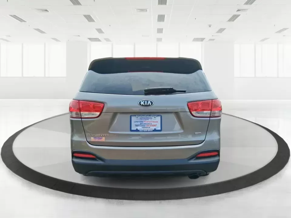 2017 Kia Sorento L 2WD (5XYPG4A32HG) with an 2.4L L4 DOHC 16V engine, 6A transmission, located at 880 E. National Road, Vandalia, OH, 45377, (937) 908-9800, 39.891918, -84.183594 - Picture your next road trip or daily school-and-sports shuffle: a roomy SUV that's comfortable on long stretches of I-75, easy to live with around town, and ready for weekend errands from Miller Lane to the Dayton area. This **2017 Kia Sorento 2.4L L** in **Gray** is a practical, budget-friendly cho - Photo#3