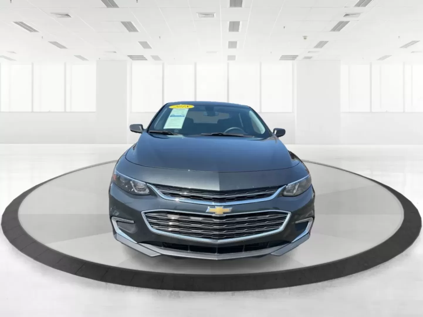 2018 Chevrolet Malibu 1LS (1G1ZB5ST3JF) with an ECOTEC 1.5L I-4 gasoline direct injection engine, located at 1230 East Main St, Xenia, OH, 45385, (937) 908-9800, 39.688026, -83.910172 - Are you ready to elevate your daily commute or family outings with a reliable and stylish sedan? Look no further than the 2018 Chevrolet Malibu 1LS, available right here at Advantage Car and Credit in Fairborn, OH. This modern sedan is perfect for growing families and ideal for budget-conscious buye - Photo#7