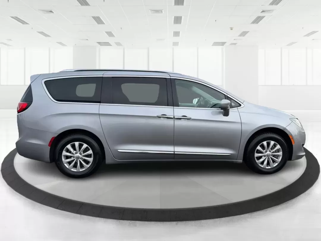 2019 Chrysler Pacifica Touring-L (2C4RC1BG5KR) with an 3.6L V6 DOHC 24V engine, 9-Speed Automatic transmission, located at 1099 N County Rd 25A , Troy, OH, 45373, (937) 908-9800, 40.057079, -84.212883 - **Experience Family Adventures with the 2019 Chrysler Pacifica Touring-L from Advantage Car and Credit!**<br /> <br /> Are you searching for the perfect vehicle to accommodate your family's growing needs? Look no further! The 2019 Chrysler Pacifica Touring-L is designed with families in mind, offeri - Photo#1