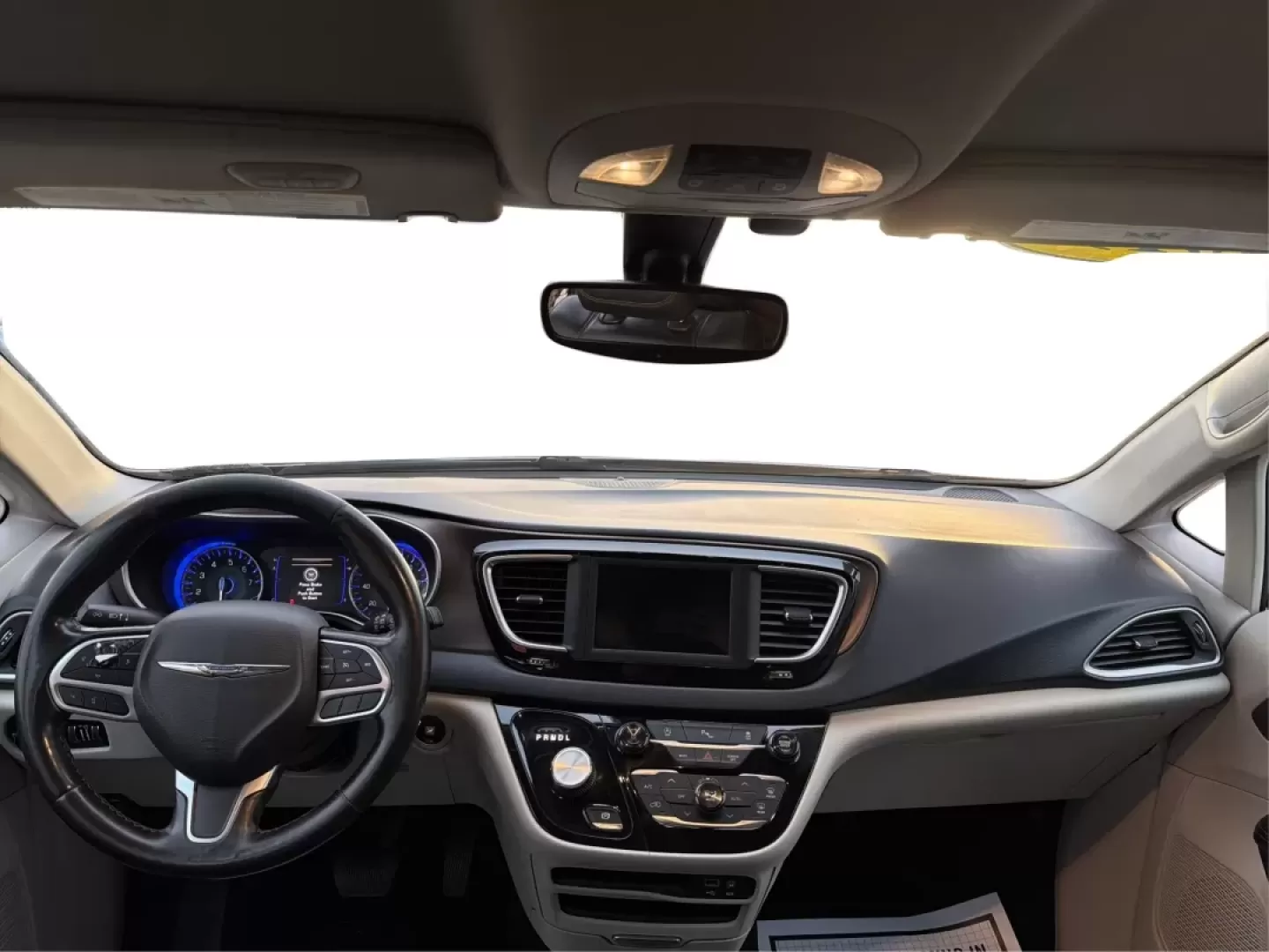 2019 Chrysler Pacifica Touring-L (2C4RC1BG5KR) with an 3.6L V6 DOHC 24V engine, 9-Speed Automatic transmission, located at 1099 N County Rd 25A , Troy, OH, 45373, (937) 908-9800, 40.057079, -84.212883 - **Experience Family Adventures with the 2019 Chrysler Pacifica Touring-L from Advantage Car and Credit!**<br /> <br /> Are you searching for the perfect vehicle to accommodate your family's growing needs? Look no further! The 2019 Chrysler Pacifica Touring-L is designed with families in mind, offeri - Photo#21