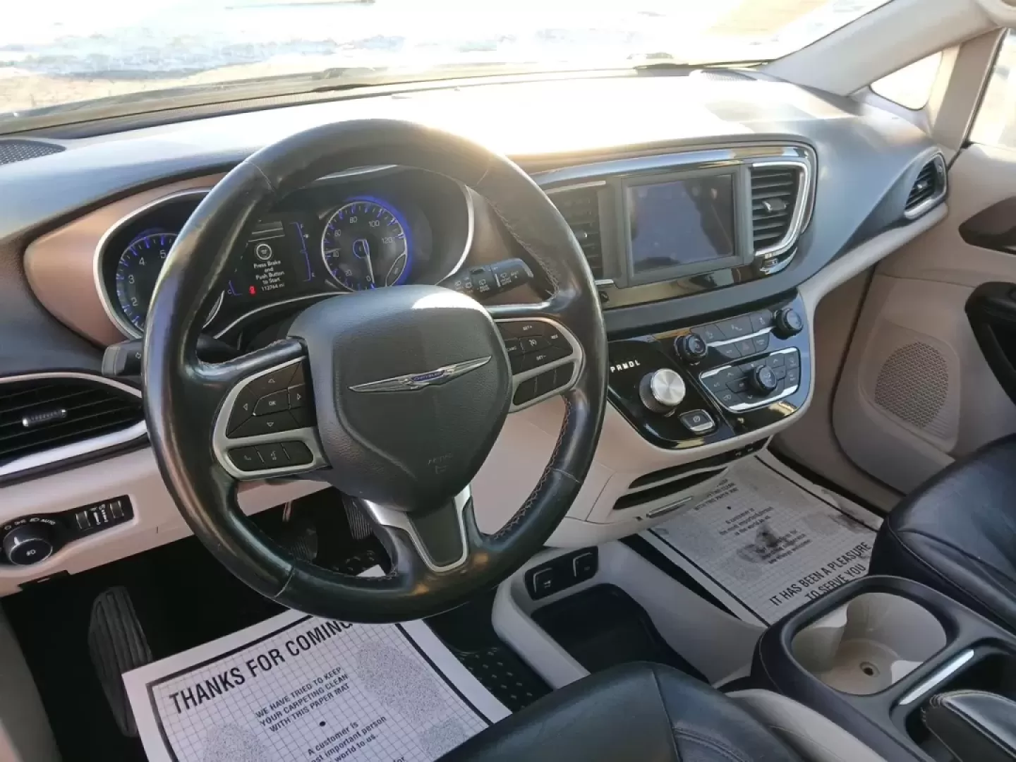 2019 Chrysler Pacifica Touring-L (2C4RC1BG5KR) with an 3.6L V6 DOHC 24V engine, 9-Speed Automatic transmission, located at 8750 N County Rd 25A, Piqua, OH, 45356, (937) 908-9800, 40.164391, -84.232513 - **Experience Family Adventures with the 2019 Chrysler Pacifica Touring-L from Advantage Car and Credit!**<br /> <br /> Are you searching for the perfect vehicle to accommodate your family's growing needs? Look no further! The 2019 Chrysler Pacifica Touring-L is designed with families in mind, offeri - Photo#9