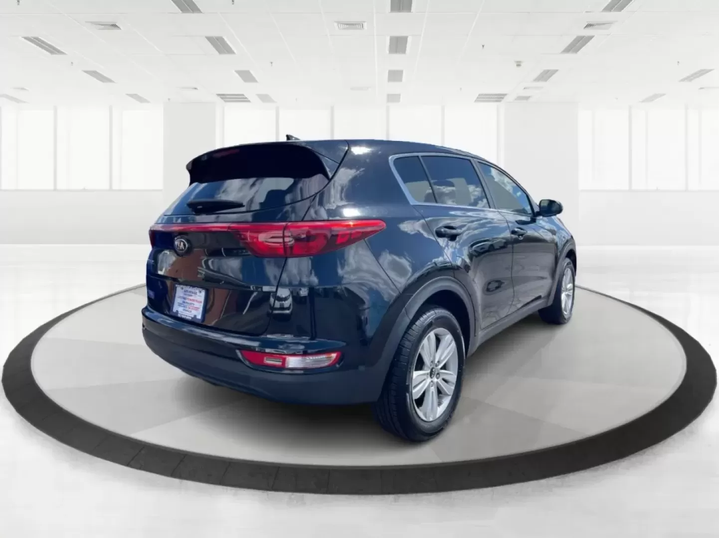 2019 Kia Sportage LX (KNDPMCACXK7) with an Theta II 2.4L I-4 gasoline direct injection engine, located at 1951 S Dayton Lakeview Rd., New Carlisle, OH, 45344, (937) 908-9800, 39.890999, -84.050255 - **Adventure Awaits with the 2019 Kia Sportage at Advantage Car and Credit!**<br /> <br /> Are you ready to elevate your driving experience? Whether you're navigating the hustle and bustle of city life or embarking on a weekend getaway, the 2019 Kia Sportage is your perfect companion. This stylish cr - Photo#2