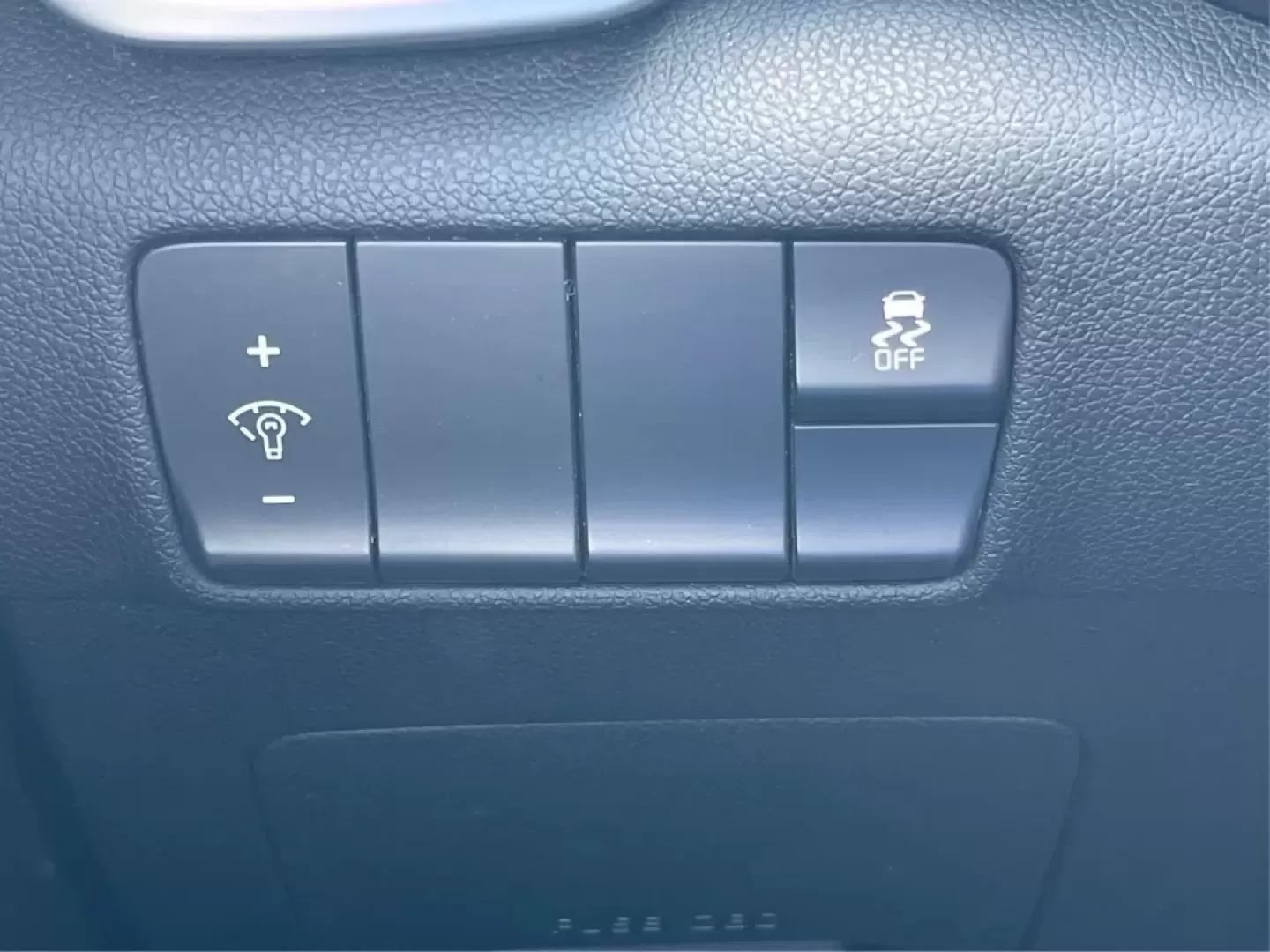 2019 Kia Sportage LX (KNDPMCACXK7) with an Theta II 2.4L I-4 gasoline direct injection engine, located at 1184 Kauffman Ave, Fairborn, OH, 45324, (937) 908-9800, 39.807072, -84.030914 - **Adventure Awaits with the 2019 Kia Sportage at Advantage Car and Credit!**<br /> <br /> Are you ready to elevate your driving experience? Whether you're navigating the hustle and bustle of city life or embarking on a weekend getaway, the 2019 Kia Sportage is your perfect companion. This stylish cr - Photo#16