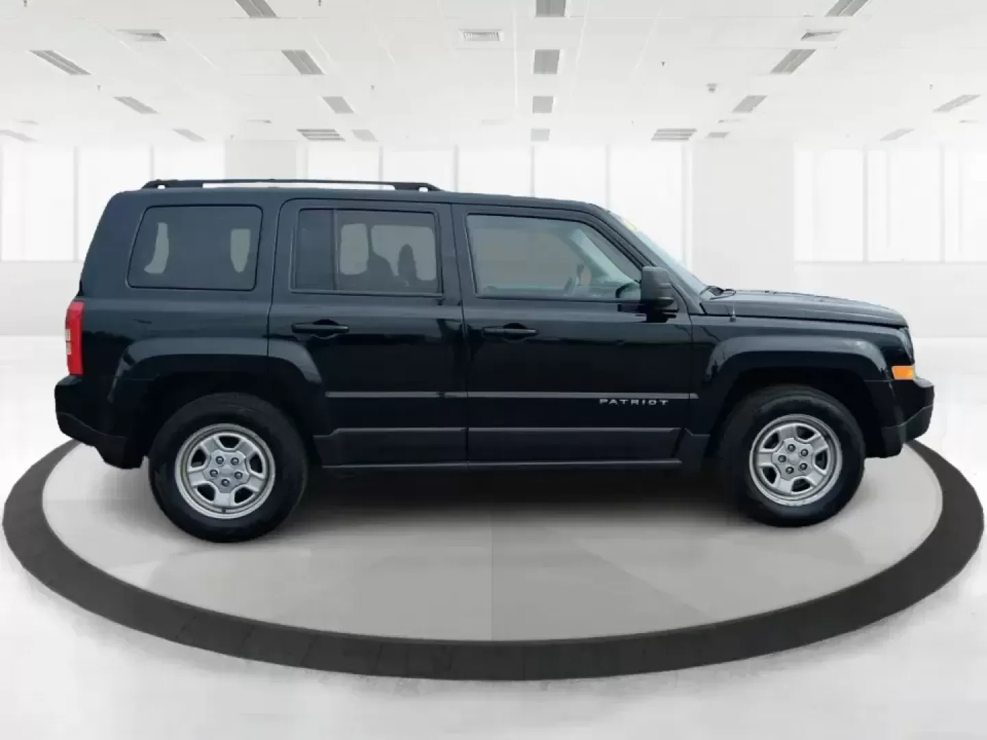 2017 Jeep Patriot Sport FWD (1C4NJPBAXHD) with an 2.4L I-4 DOHC engine, Automatic transmission, located at 401 Woodman Dr, Riverside, OH, 45431, (937) 908-9800, 39.760899, -84.123421 - **Unlock Adventure with the 2017 Jeep Patriot Sport FWD at Advantage Car and Credit!**<br /> <br /> Are you ready to elevate your outdoor adventures or simply need a reliable vehicle for your daily commute? Look no further than the incredible 2017 Jeep Patriot Sport FWD, available now at Advantage C - Photo#1