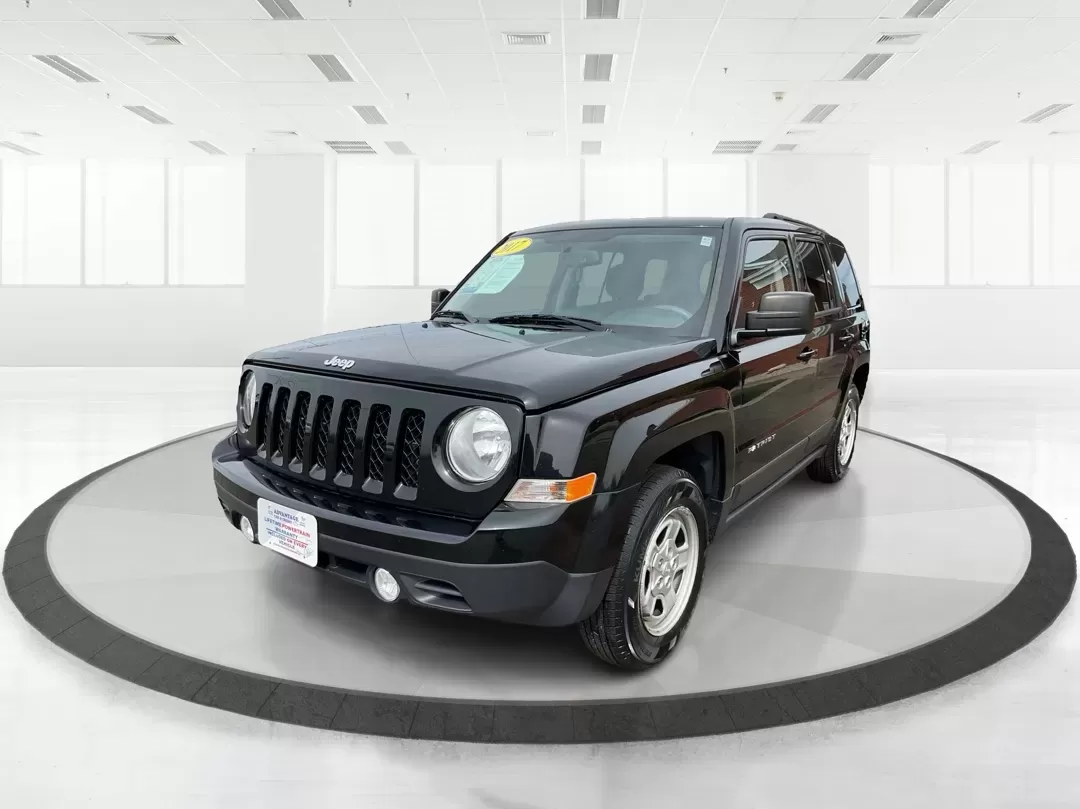 2017 Jeep Patriot Sport FWD (1C4NJPBAXHD) with an 2.4L I-4 DOHC engine, Automatic transmission, located at 8750 N County Rd 25A, Piqua, OH, 45356, (937) 908-9800, 40.164391, -84.232513 - **Unlock Adventure with the 2017 Jeep Patriot Sport FWD at Advantage Car and Credit!**<br /> <br /> Are you ready to elevate your outdoor adventures or simply need a reliable vehicle for your daily commute? Look no further than the incredible 2017 Jeep Patriot Sport FWD, available now at Advantage C - Photo#8