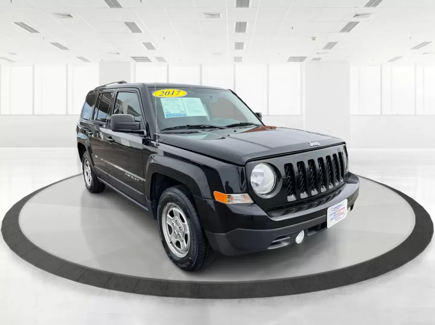 2017 Jeep Patriot Sport FWD (1C4NJPBAXHD) with an 2.4L I-4 DOHC engine, located at 1184 Kauffman Ave, Fairborn, OH, 45324, (937) 908-9800, 39.807072, -84.030914 - **Unlock Adventure with the 2017 Jeep Patriot Sport FWD at Advantage Car and Credit!**<br /> <br /> Are you ready to elevate your outdoor adventures or simply need a reliable vehicle for your daily commute? Look no further than the incredible 2017 Jeep Patriot Sport FWD, available now at Advantage C - Photo#0