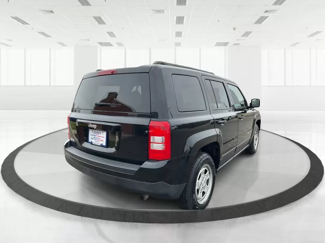 2017 Jeep Patriot Sport FWD (1C4NJPBAXHD) with an 2.4L I-4 DOHC engine, Automatic transmission, located at 1184 Kauffman Ave, Fairborn, OH, 45324, (937) 908-9800, 39.807072, -84.030914 - **Unlock Adventure with the 2017 Jeep Patriot Sport FWD at Advantage Car and Credit!**<br /> <br /> Are you ready to elevate your outdoor adventures or simply need a reliable vehicle for your daily commute? Look no further than the incredible 2017 Jeep Patriot Sport FWD, available now at Advantage C - Photo#2