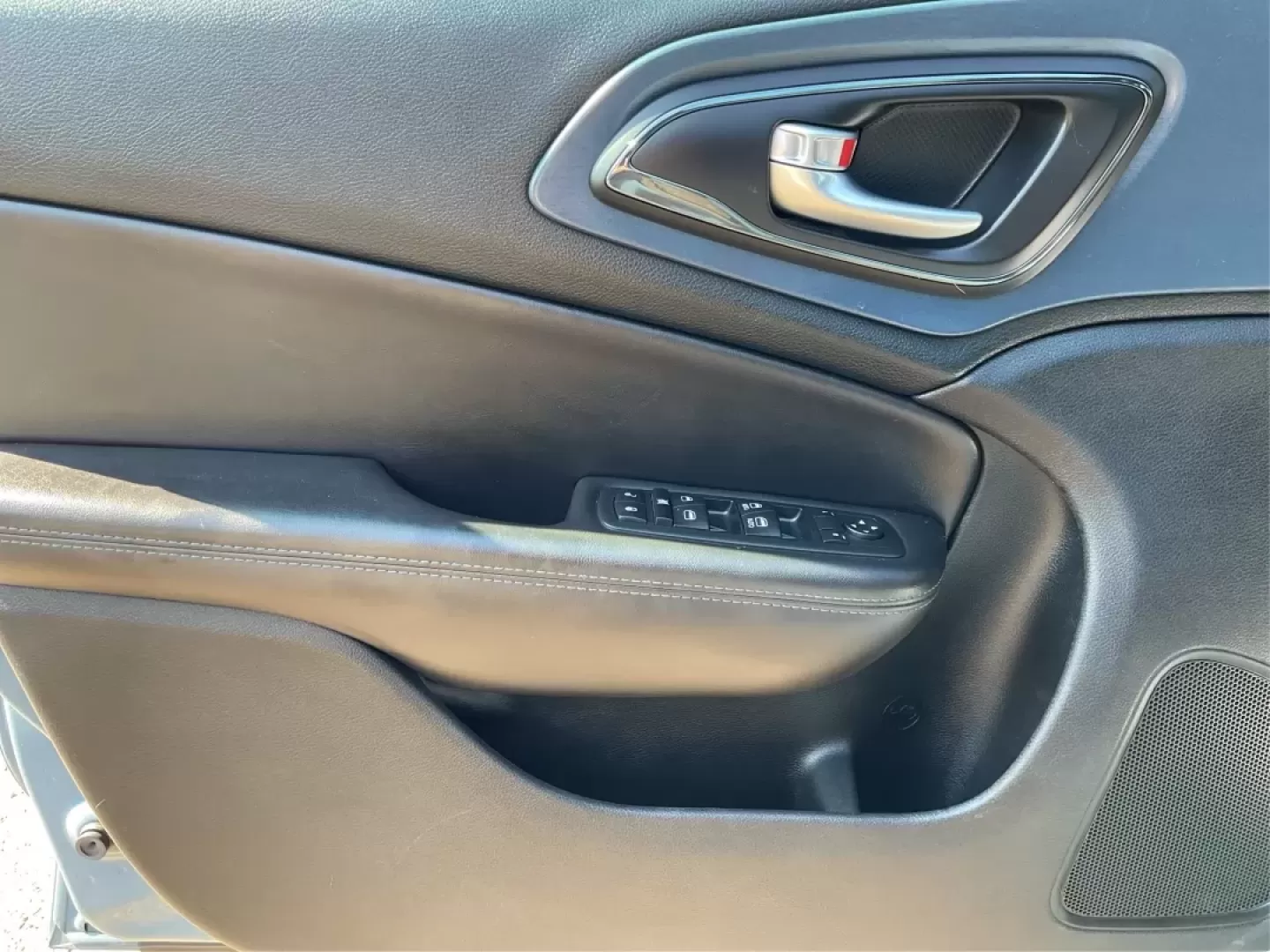 2015 Chrysler 200 S (1C3CCCBB8FN) with an 2.4L L4 DOHC 16V engine, 9-Speed Automatic transmission, located at 401 Woodman Dr, Riverside, OH, 45431, (937) 908-9800, 39.760899, -84.123421 - **Experience Luxury on a Budget with the 2015 Chrysler 200 S at Advantage Car and Credit**<br /> <br /> Looking for a stylish sedan that can handle your daily commute as effortlessly as your weekend adventures? The 2015 Chrysler 200 S is the perfect blend of comfort, technology, and modern aesthetic - Photo#19