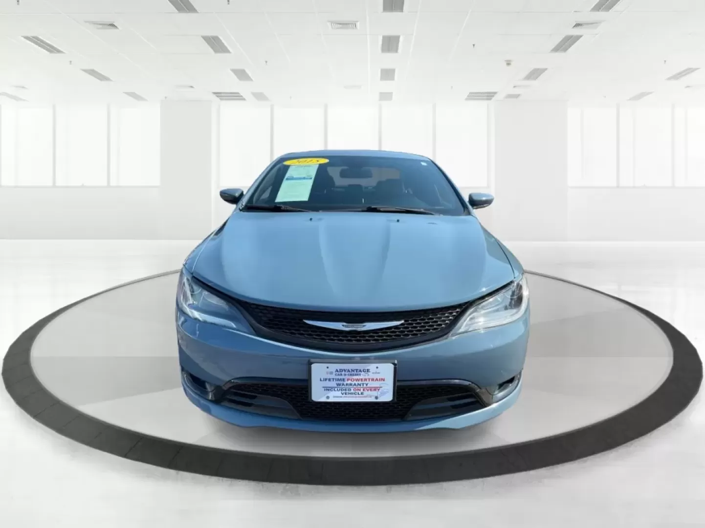 2015 Chrysler 200 S (1C3CCCBB8FN) with an Other engine, located at 880 E. National Road, Vandalia, OH, 45377, (937) 908-9800, 39.891918, -84.183594 - **Experience Luxury on a Budget with the 2015 Chrysler 200 S at Advantage Car and Credit**<br /> <br /> Looking for a stylish sedan that can handle your daily commute as effortlessly as your weekend adventures? The 2015 Chrysler 200 S is the perfect blend of comfort, technology, and modern aesthetic - Photo#7