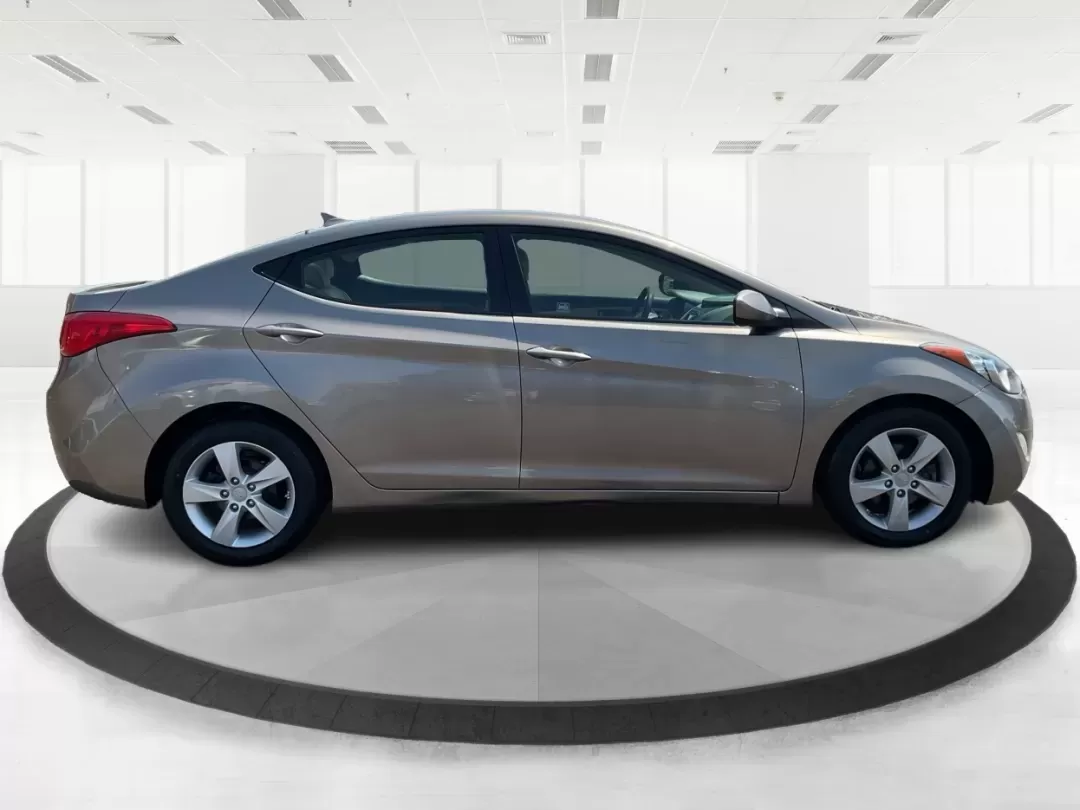 2013 Hyundai Elantra GLS (5NPDH4AE6DH) with an 1.8L I-4 DOHC engine, located at 401 Woodman Dr, Riverside, OH, 45431, (937) 908-9800, 39.760899, -84.123421 - **Unlock the Freedom of the Open Road with the 2013 Hyundai Elantra GLS** <br /> <br /> Are you ready to elevate your daily commute or embark on new adventures without breaking the bank? The 2013 Hyundai Elantra GLS, available at Advantage Car and Credit in Fairborn, OH, is the ideal sedan for budg - Photo#1