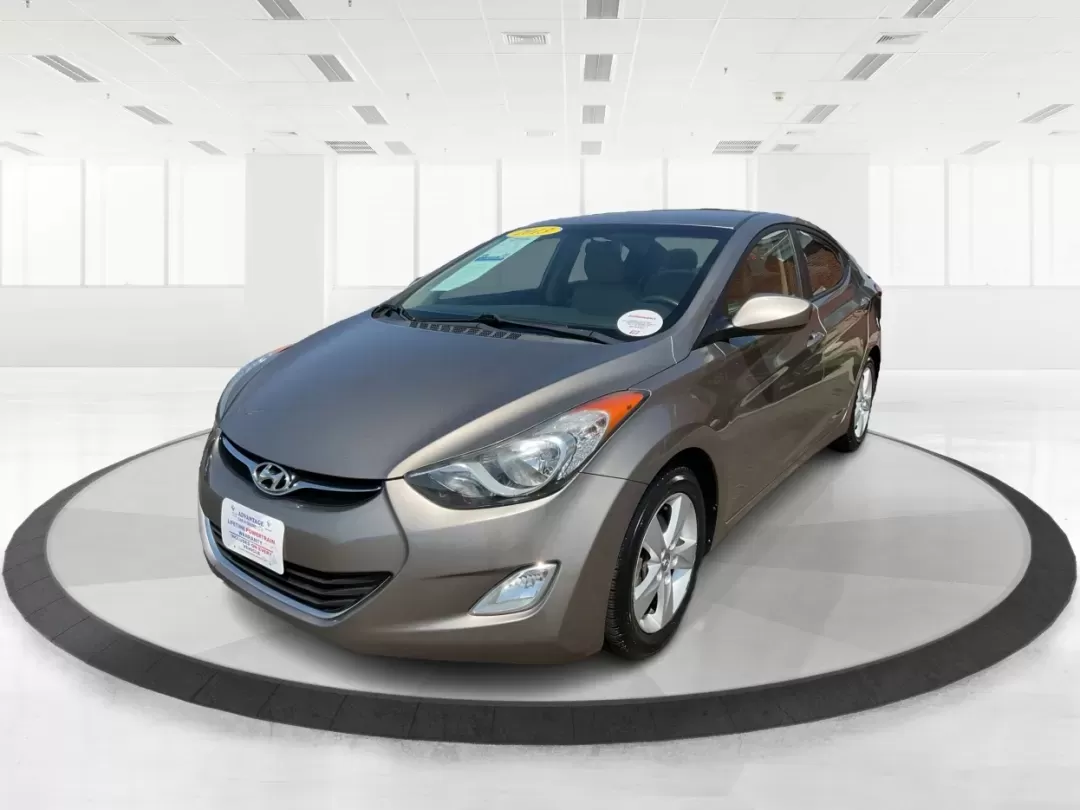 2013 Hyundai Elantra GLS (5NPDH4AE6DH) with an 1.8L I-4 DOHC engine, located at 401 Woodman Dr, Riverside, OH, 45431, (937) 908-9800, 39.760899, -84.123421 - **Unlock the Freedom of the Open Road with the 2013 Hyundai Elantra GLS** <br /> <br /> Are you ready to elevate your daily commute or embark on new adventures without breaking the bank? The 2013 Hyundai Elantra GLS, available at Advantage Car and Credit in Fairborn, OH, is the ideal sedan for budg - Photo#8