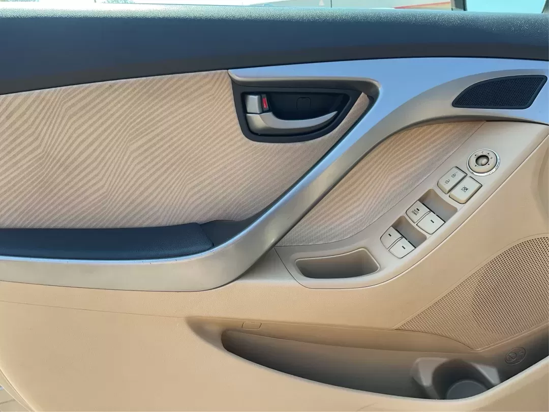 2013 Hyundai Elantra GLS (5NPDH4AE6DH) with an 1.8L I-4 DOHC engine, located at 401 Woodman Dr, Riverside, OH, 45431, (937) 908-9800, 39.760899, -84.123421 - **Unlock the Freedom of the Open Road with the 2013 Hyundai Elantra GLS** <br /> <br /> Are you ready to elevate your daily commute or embark on new adventures without breaking the bank? The 2013 Hyundai Elantra GLS, available at Advantage Car and Credit in Fairborn, OH, is the ideal sedan for budg - Photo#17