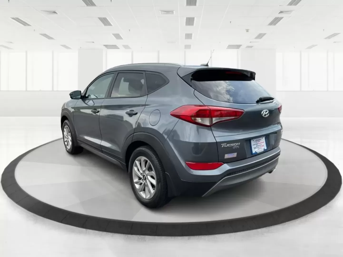 2016 Hyundai Tucson Eco (KM8J3CA24GU) with an 1.6L I-4 gasoline direct injection engine, located at 1099 N County Rd 25A , Troy, OH, 45373, (937) 908-9800, 40.057079, -84.212883 - **Adventure Awaits: 2016 Hyundai Tucson Eco Your Perfect Companion for Daily Drives and Weekend Getaways!**<br /> <br /> At Advantage Car and Credit, located at 1184 Kauffman Ave, Fairborn, OH 45324, we understand that life is an adventure, and having the right vehicle can make all the difference. - Photo#4
