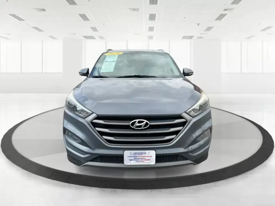 2016 Hyundai Tucson Eco (KM8J3CA24GU) with an 1.6L I-4 gasoline direct injection engine, 7A transmission, located at 401 Woodman Dr, Riverside, OH, 45431, (937) 908-9800, 39.760899, -84.123421 - **Adventure Awaits: 2016 Hyundai Tucson Eco Your Perfect Companion for Daily Drives and Weekend Getaways!**<br /> <br /> At Advantage Car and Credit, located at 1184 Kauffman Ave, Fairborn, OH 45324, we understand that life is an adventure, and having the right vehicle can make all the difference. - Photo#7