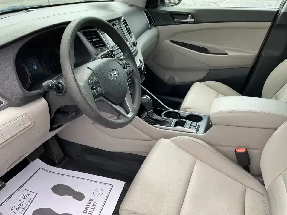 2016 Hyundai Tucson Eco (KM8J3CA24GU) with an 1.6L I-4 gasoline direct injection engine, 7A transmission, located at 401 Woodman Dr, Riverside, OH, 45431, (937) 908-9800, 39.760899, -84.123421 - **Adventure Awaits: 2016 Hyundai Tucson Eco Your Perfect Companion for Daily Drives and Weekend Getaways!**<br /> <br /> At Advantage Car and Credit, located at 1184 Kauffman Ave, Fairborn, OH 45324, we understand that life is an adventure, and having the right vehicle can make all the difference. - Photo#9