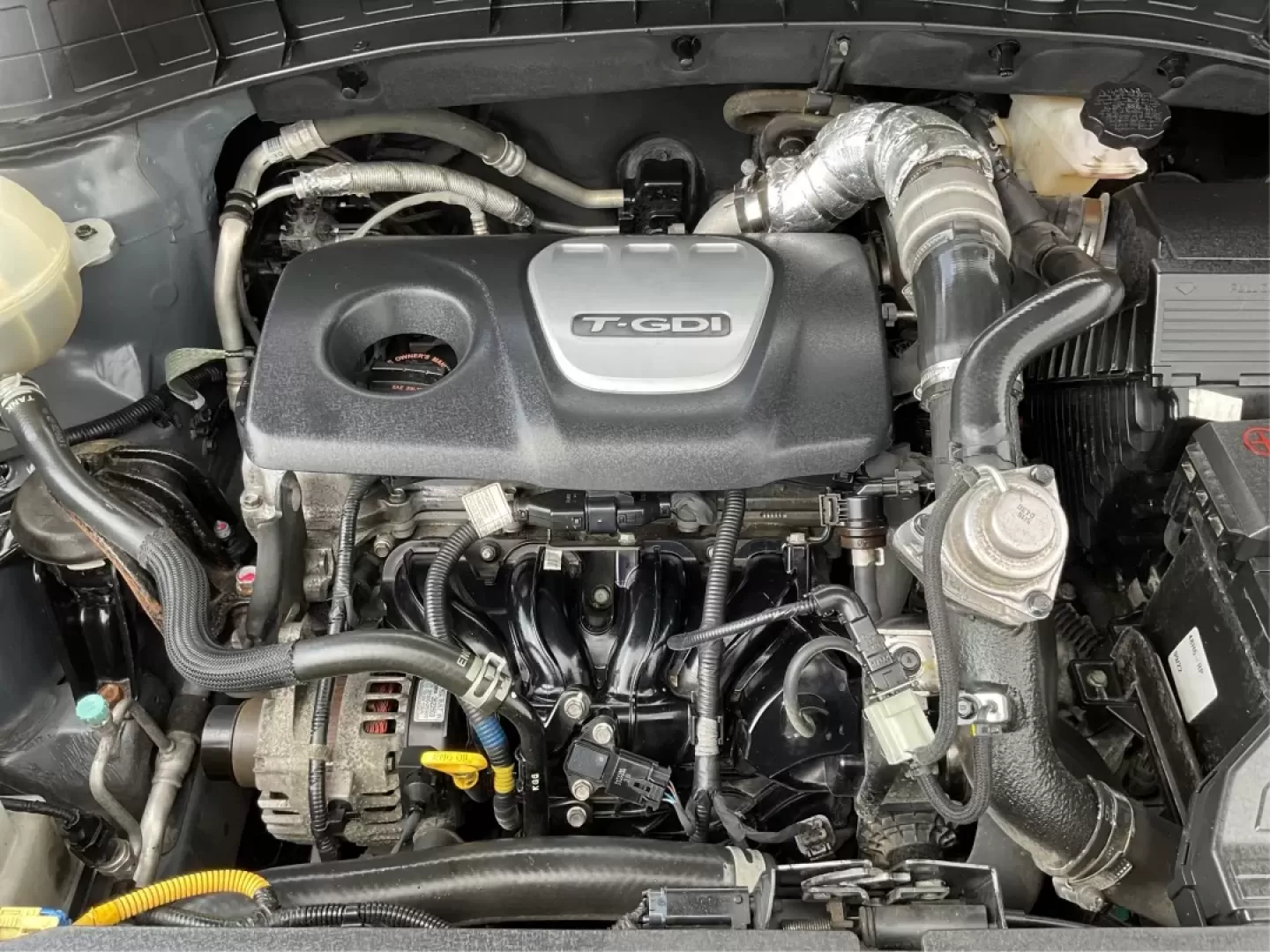 2016 Hyundai Tucson Eco (KM8J3CA24GU) with an 1.6L I-4 gasoline direct injection engine, located at 1951 S Dayton Lakeview Rd., New Carlisle, OH, 45344, (937) 908-9800, 39.890999, -84.050255 - **Adventure Awaits: 2016 Hyundai Tucson Eco Your Perfect Companion for Daily Drives and Weekend Getaways!**<br /> <br /> At Advantage Car and Credit, located at 1184 Kauffman Ave, Fairborn, OH 45324, we understand that life is an adventure, and having the right vehicle can make all the difference. - Photo#11