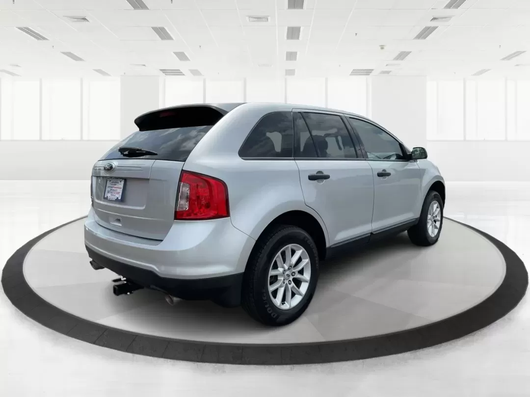 2013 Ford Edge SE (2FMDK3GC3DB) with an Other engine, located at 880 E. National Road, Vandalia, OH, 45377, (937) 908-9800, 39.891918, -84.183594 - **Hit the Open Road in Style! Discover the 2013 Ford Edge SE at Advantage Car and Credit in Fairborn, OH**<br /> <br /> Are you ready to elevate your daily commute or embark on exciting weekend adventures? The 2013 Ford Edge SE is the perfect blend of comfort, spaciousness, and style, making it an i - Photo#2