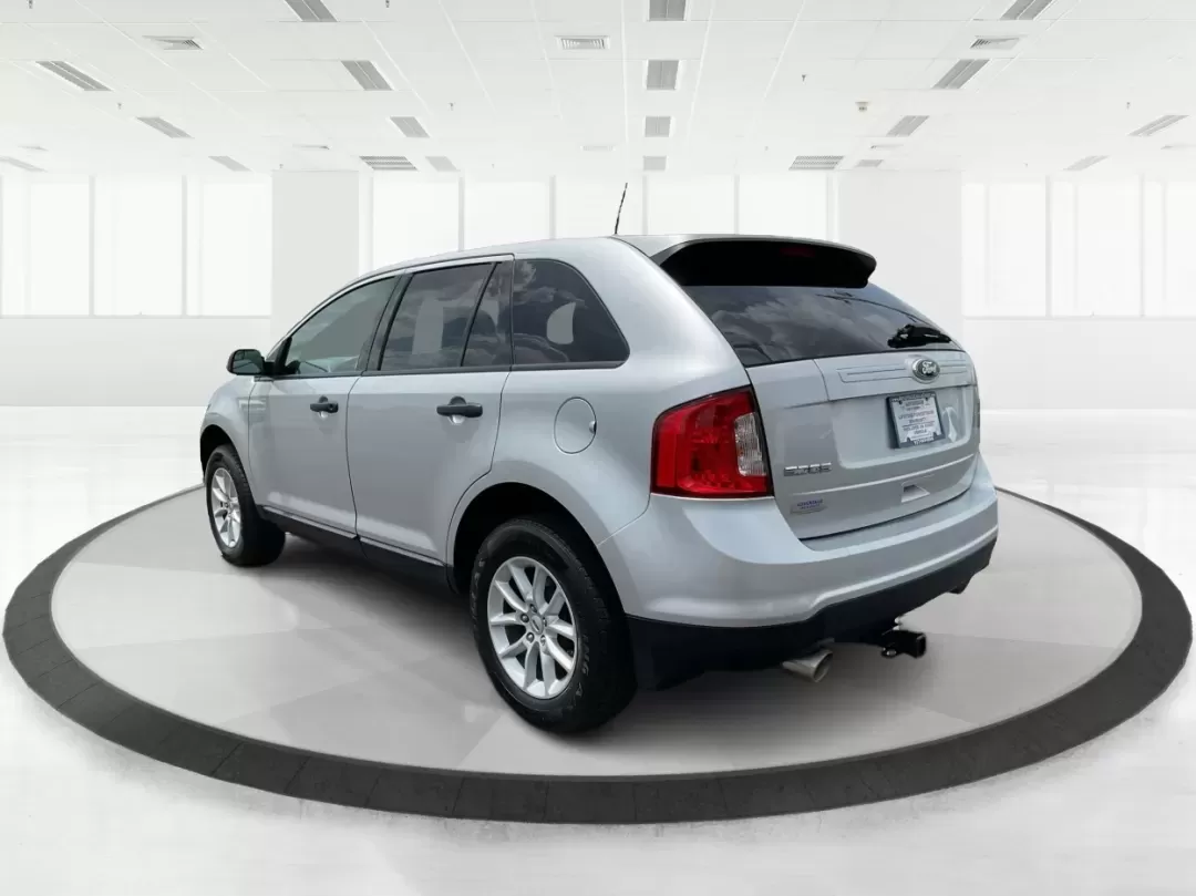 2013 Ford Edge SE (2FMDK3GC3DB) with an Other engine, located at 880 E. National Road, Vandalia, OH, 45377, (937) 908-9800, 39.891918, -84.183594 - **Hit the Open Road in Style! Discover the 2013 Ford Edge SE at Advantage Car and Credit in Fairborn, OH**<br /> <br /> Are you ready to elevate your daily commute or embark on exciting weekend adventures? The 2013 Ford Edge SE is the perfect blend of comfort, spaciousness, and style, making it an i - Photo#4