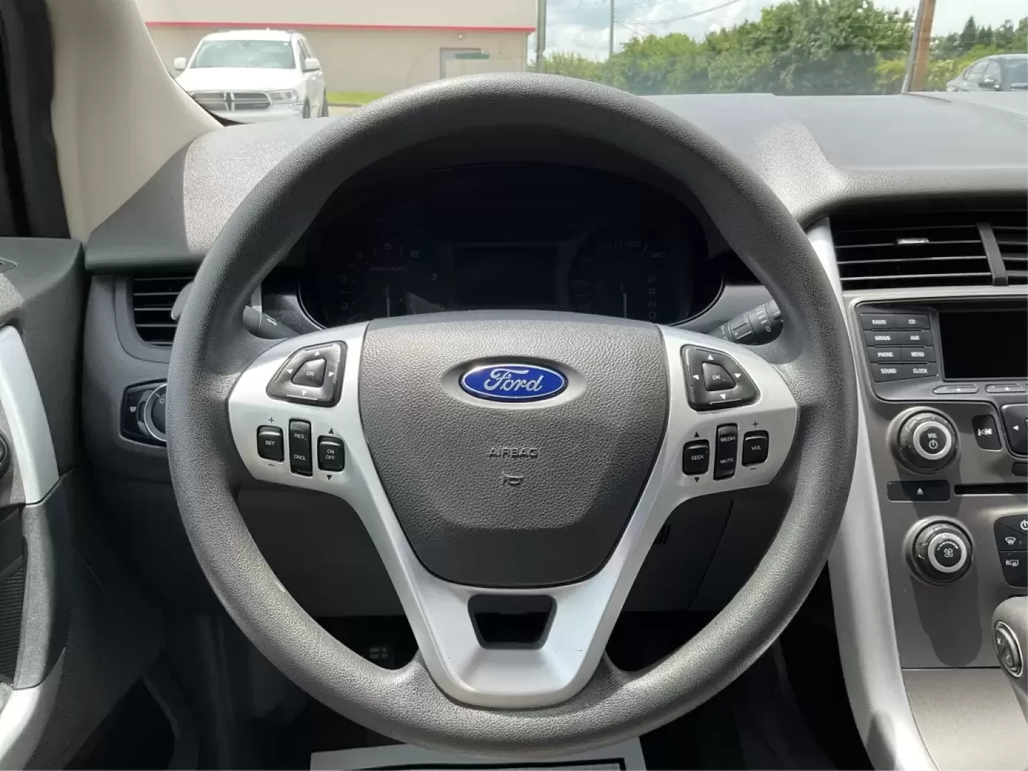 2013 Ford Edge SE (2FMDK3GC3DB) with an Other engine, located at 880 E. National Road, Vandalia, OH, 45377, (937) 908-9800, 39.891918, -84.183594 - **Hit the Open Road in Style! Discover the 2013 Ford Edge SE at Advantage Car and Credit in Fairborn, OH**<br /> <br /> Are you ready to elevate your daily commute or embark on exciting weekend adventures? The 2013 Ford Edge SE is the perfect blend of comfort, spaciousness, and style, making it an i - Photo#16