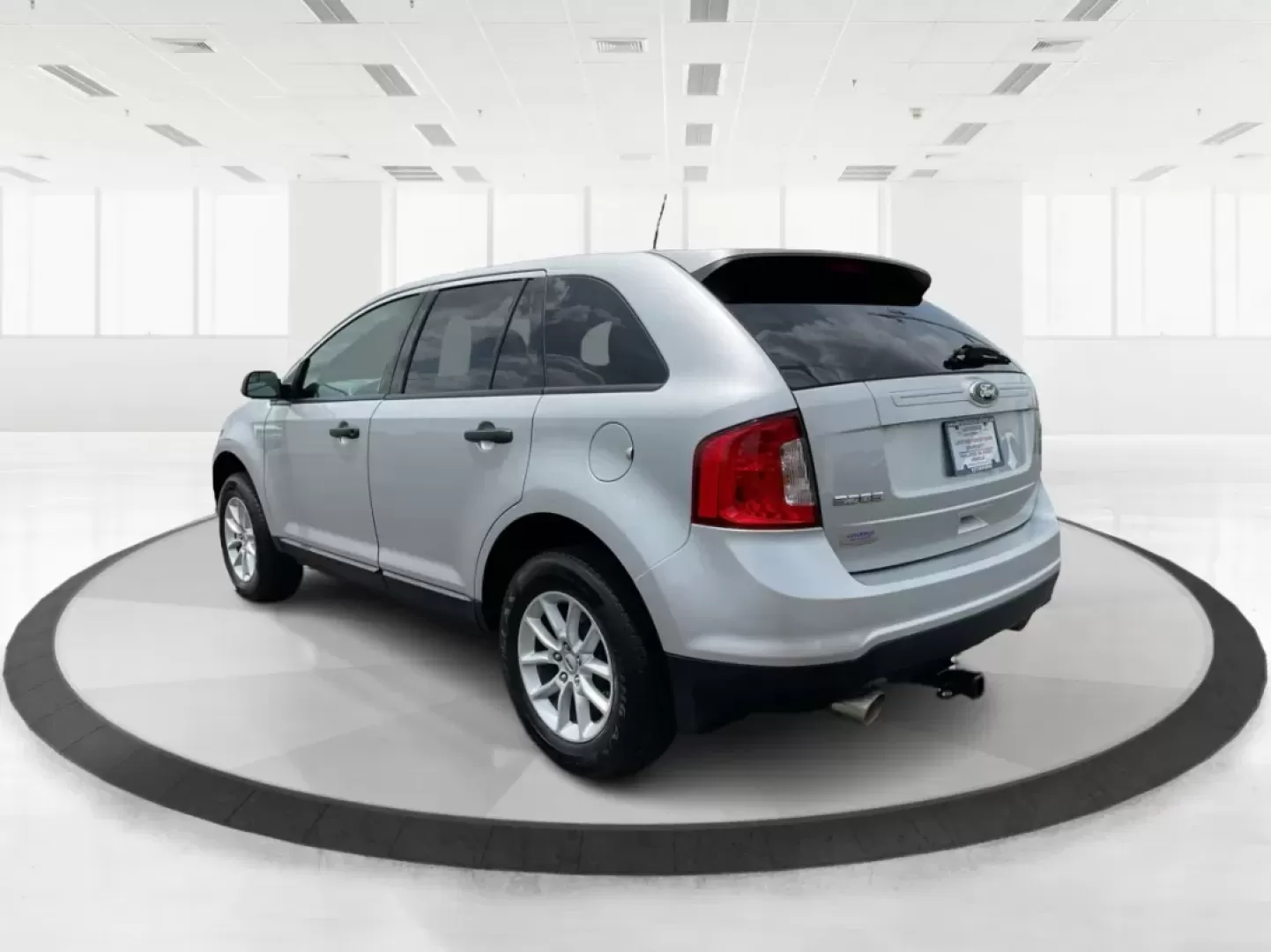 2013 Ford Edge SE (2FMDK3GC3DB) with an Other engine, located at 1099 N County Rd 25A , Troy, OH, 45373, (937) 908-9800, 40.057079, -84.212883 - **Hit the Open Road in Style! Discover the 2013 Ford Edge SE at Advantage Car and Credit in Fairborn, OH**<br /> <br /> Are you ready to elevate your daily commute or embark on exciting weekend adventures? The 2013 Ford Edge SE is the perfect blend of comfort, spaciousness, and style, making it an i - Photo#4