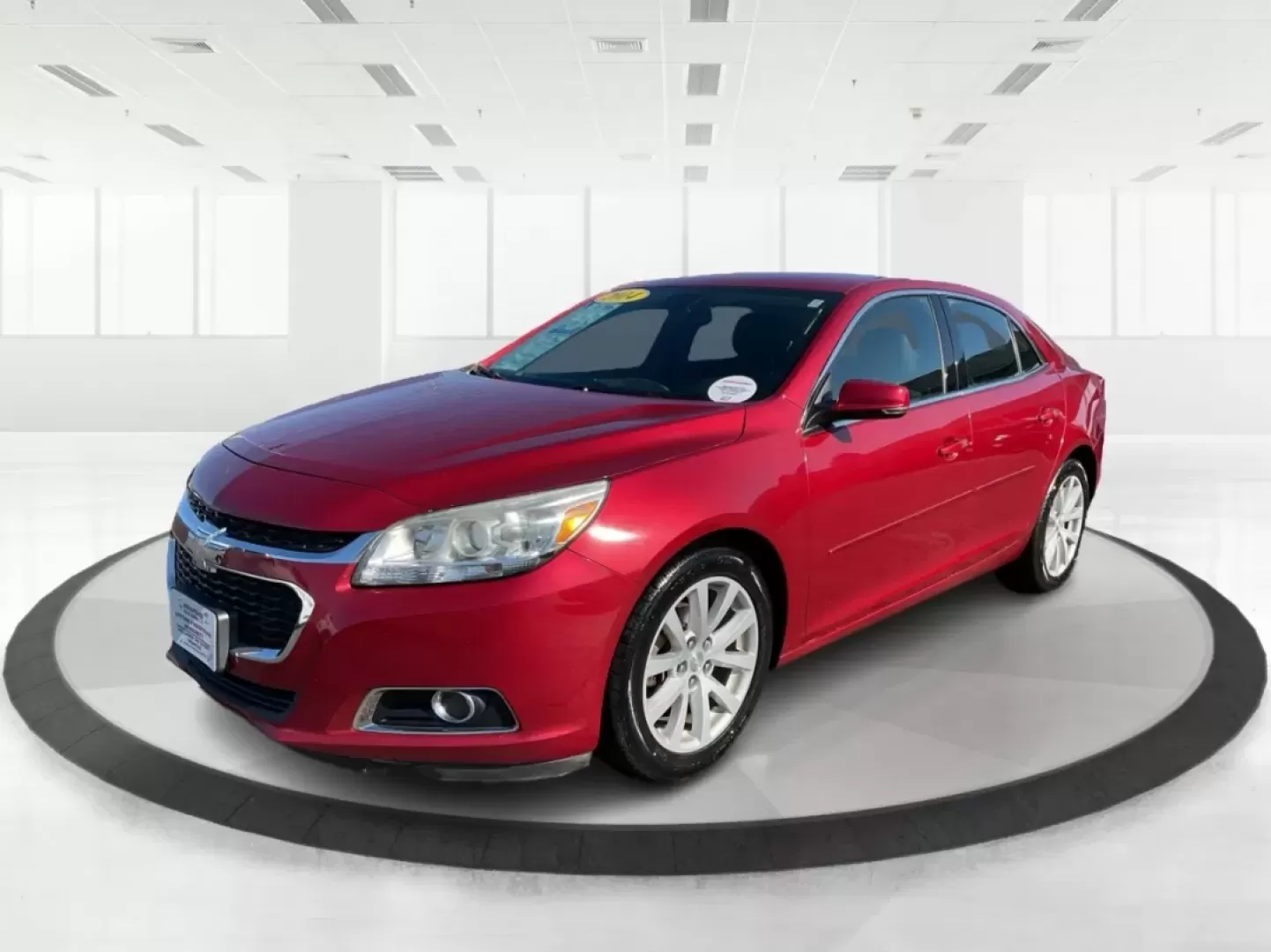 2014 Chevrolet Malibu 2LT (1G11E5SL7EU) with an ECOTEC 2.5L I-4 gasoline direct injection engine, located at 1099 N County Rd 25A , Troy, OH, 45373, (937) 908-9800, 40.057079, -84.212883 - **Elevate Your Everyday Commute with the 2014 Chevrolet Malibu 2LT at Advantage Car and Credit!**<br /> <br /> Are you ready to transform your daily drives into extraordinary experiences? The 2014 Chevrolet Malibu 2LT is the perfect sedan for those who value comfort, style, and reliability. Whether - Photo#8