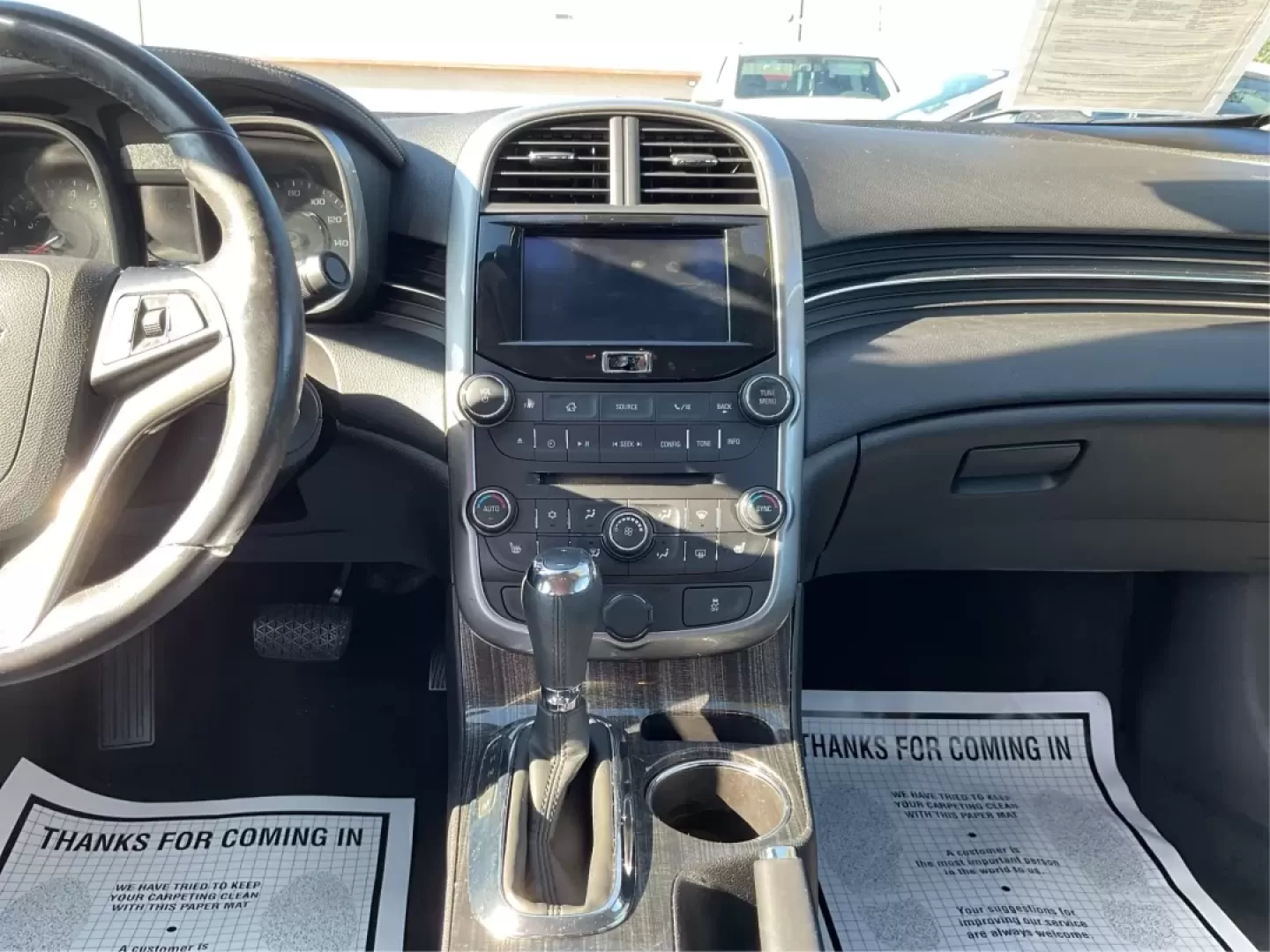 2014 Chevrolet Malibu 2LT (1G11E5SL7EU) with an ECOTEC 2.5L I-4 gasoline direct injection engine, located at 1099 N County Rd 25A , Troy, OH, 45373, (937) 908-9800, 40.057079, -84.212883 - **Elevate Your Everyday Commute with the 2014 Chevrolet Malibu 2LT at Advantage Car and Credit!**<br /> <br /> Are you ready to transform your daily drives into extraordinary experiences? The 2014 Chevrolet Malibu 2LT is the perfect sedan for those who value comfort, style, and reliability. Whether - Photo#13