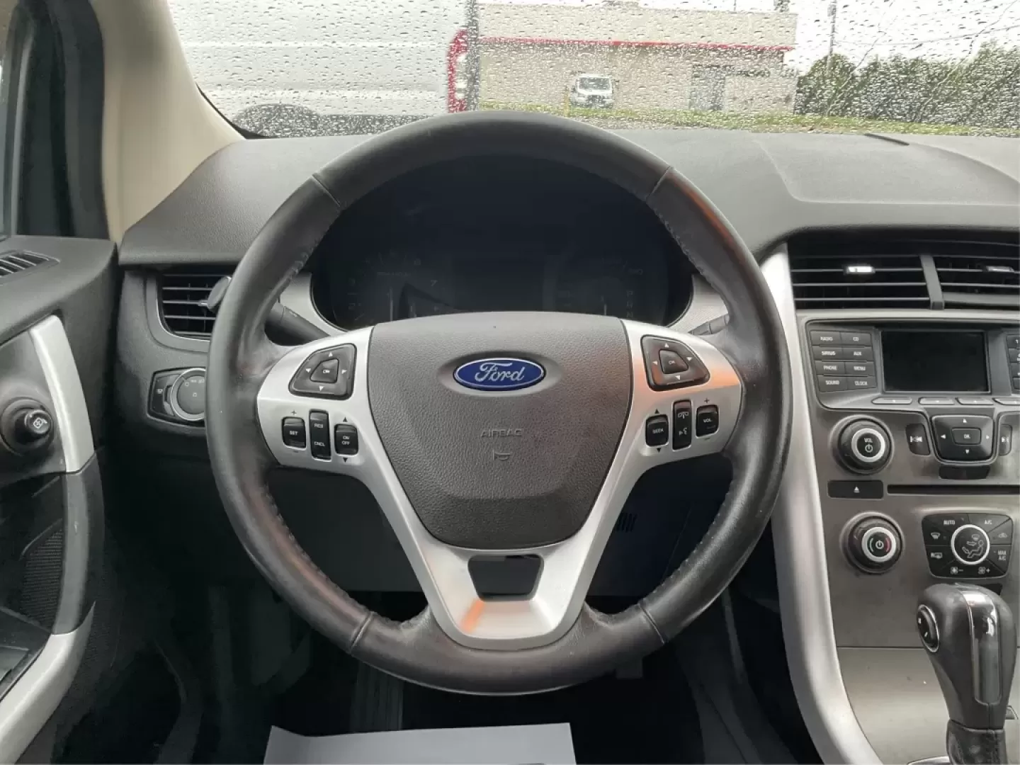 2013 Ford Edge SEL (2FMDK4JC1DB) with an 3.5L V-6 DOHC engine, located at 1951 S Dayton Lakeview Rd., New Carlisle, OH, 45344, (937) 908-9800, 39.890999, -84.050255 - **Elevate Your Weekend Adventures with the 2013 Ford Edge SEL at Advantage Car and Credit!**<br /> <br /> Are you ready to embrace a lifestyle of comfort and adventure? Whether you're shuttling the kids to their weekend soccer games or embarking on a scenic road trip through Ohio's beautiful landsca - Photo#16