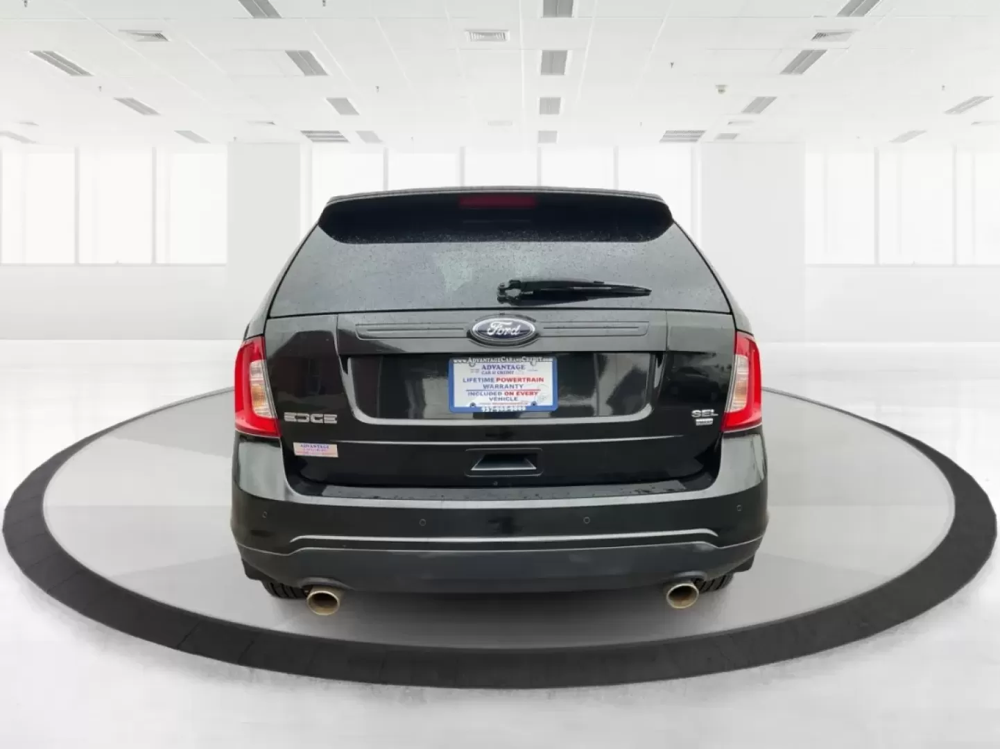 2013 Ford Edge SEL (2FMDK4JC1DB) with an 3.5L V-6 DOHC engine, located at 1184 Kauffman Ave, Fairborn, OH, 45324, (937) 908-9800, 39.807072, -84.030914 - **Elevate Your Weekend Adventures with the 2013 Ford Edge SEL at Advantage Car and Credit!**<br /> <br /> Are you ready to embrace a lifestyle of comfort and adventure? Whether you're shuttling the kids to their weekend soccer games or embarking on a scenic road trip through Ohio's beautiful landsca - Photo#3