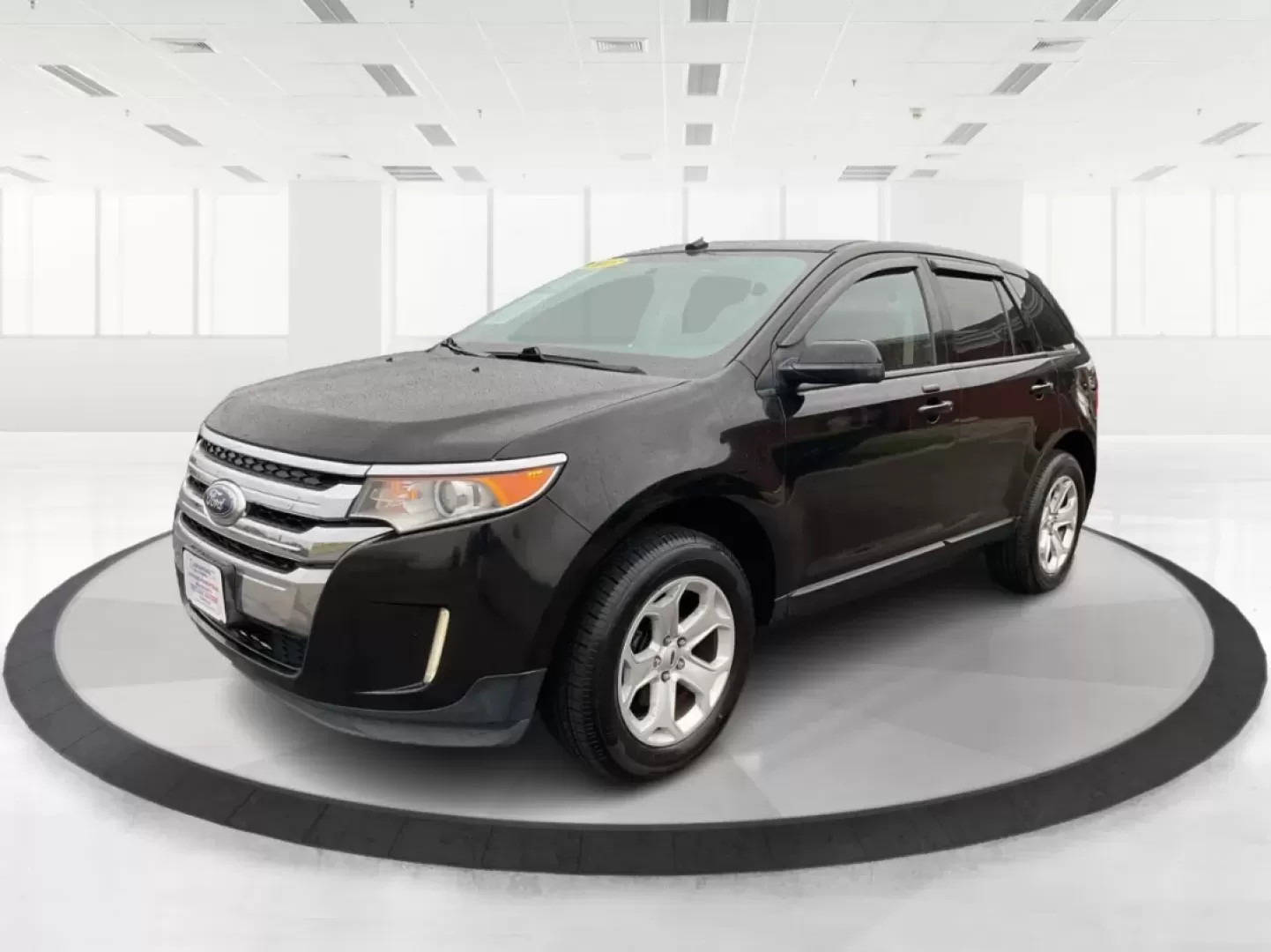 2013 Ford Edge SEL (2FMDK4JC1DB) with an 3.5L V-6 DOHC engine, located at 1184 Kauffman Ave, Fairborn, OH, 45324, (937) 908-9800, 39.807072, -84.030914 - **Elevate Your Weekend Adventures with the 2013 Ford Edge SEL at Advantage Car and Credit!**<br /> <br /> Are you ready to embrace a lifestyle of comfort and adventure? Whether you're shuttling the kids to their weekend soccer games or embarking on a scenic road trip through Ohio's beautiful landsca - Photo#8