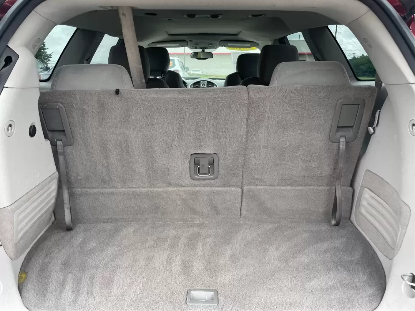 2015 Buick Enclave Convenience FWD (5GAKRAKD6FJ) with an 3.6L V6 DOHC 24V engine, 6-Speed Automatic Overdrive transmission, located at 8750 N County Rd 25A, Piqua, OH, 45356, (937) 908-9800, 40.164391, -84.232513 - Experience the perfect blend of luxury and practicality with the 2015 Buick Enclave Convenience FWD, now available at Advantage Car and Credit in Fairborn, OH. This SUV is tailored for families on the go, weekend adventurers, or anyone in need of a reliable vehicle for long commutes. With its spacio - Photo#12