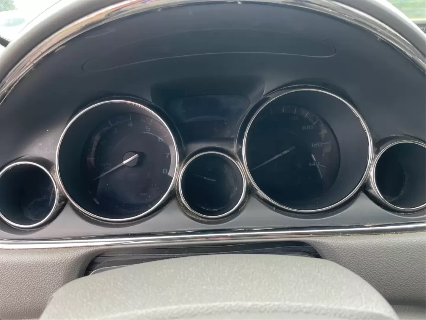 2015 Buick Enclave Convenience FWD (5GAKRAKD6FJ) with an 3.6L V6 DOHC 24V engine, 6-Speed Automatic Overdrive transmission, located at 8750 N County Rd 25A, Piqua, OH, 45356, (937) 908-9800, 40.164391, -84.232513 - Experience the perfect blend of luxury and practicality with the 2015 Buick Enclave Convenience FWD, now available at Advantage Car and Credit in Fairborn, OH. This SUV is tailored for families on the go, weekend adventurers, or anyone in need of a reliable vehicle for long commutes. With its spacio - Photo#15