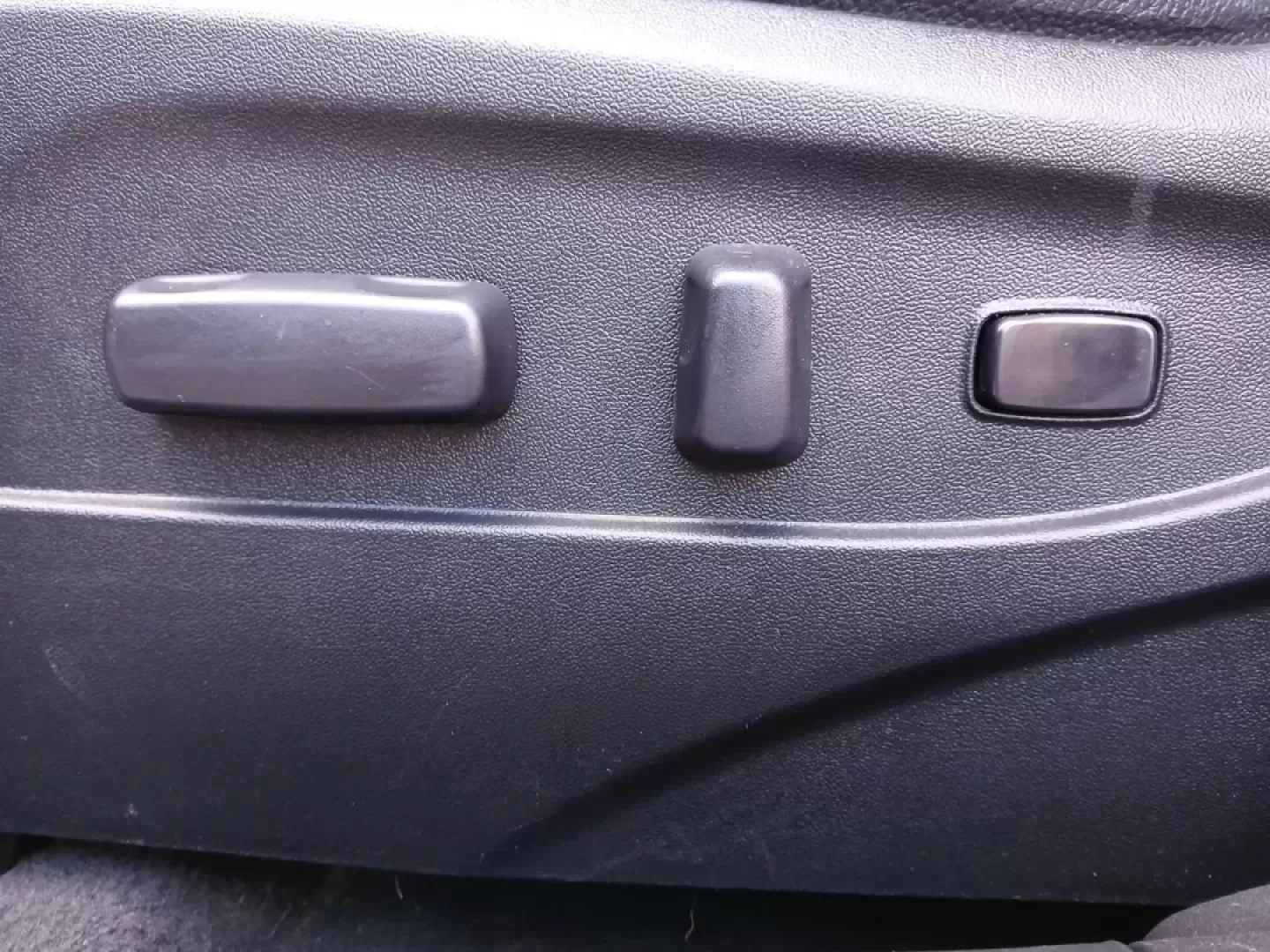 2014 Hyundai Tucson GLS AWD (KM8JUCAG3EU) with an 2.4L L4 DOHC 16V engine, 6-Speed Automatic transmission, located at 1184 Kauffman Ave, Fairborn, OH, 45324, (937) 908-9800, 39.807072, -84.030914 - **Explore the Great Outdoors with the 2014 Hyundai Tucson GLS AWD! Perfect for Weekend Adventures!**<br /> <br /> If you're ready to embrace life's adventures, the 2014 Hyundai Tucson GLS AWD is the SUV you need. Whether you're planning a weekend camping trip, daily commutes around Fairborn, or shut - Photo#18