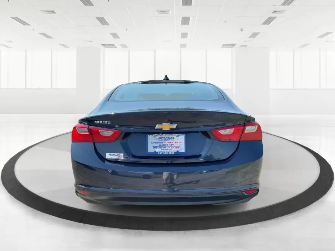 2018 Chevrolet Malibu 1LS (1G1ZB5ST0JF) with an ECOTEC 1.5L I-4 gasoline direct injection engine, located at 8750 N County Rd 25A, Piqua, OH, 45356, (937) 908-9800, 40.164391, -84.232513 - **Experience Unmatched Comfort and Style with the 2018 Chevrolet Malibu at Advantage Car and Credit in Fairborn, OH!**<br /> <br /> Are you in the market for a dependable sedan that effortlessly balances style, comfort, and cutting-edge technology? Look no further than the stunning 2018 Chevrolet Ma - Photo#3