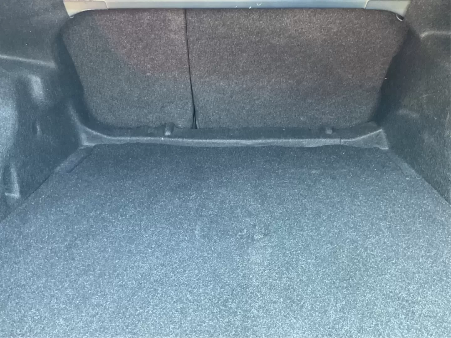 2018 Chevrolet Malibu 1LS (1G1ZB5ST0JF) with an ECOTEC 1.5L I-4 gasoline direct injection engine, located at 8750 N County Rd 25A, Piqua, OH, 45356, (937) 908-9800, 40.164391, -84.232513 - **Experience Unmatched Comfort and Style with the 2018 Chevrolet Malibu at Advantage Car and Credit in Fairborn, OH!**<br /> <br /> Are you in the market for a dependable sedan that effortlessly balances style, comfort, and cutting-edge technology? Look no further than the stunning 2018 Chevrolet Ma - Photo#12