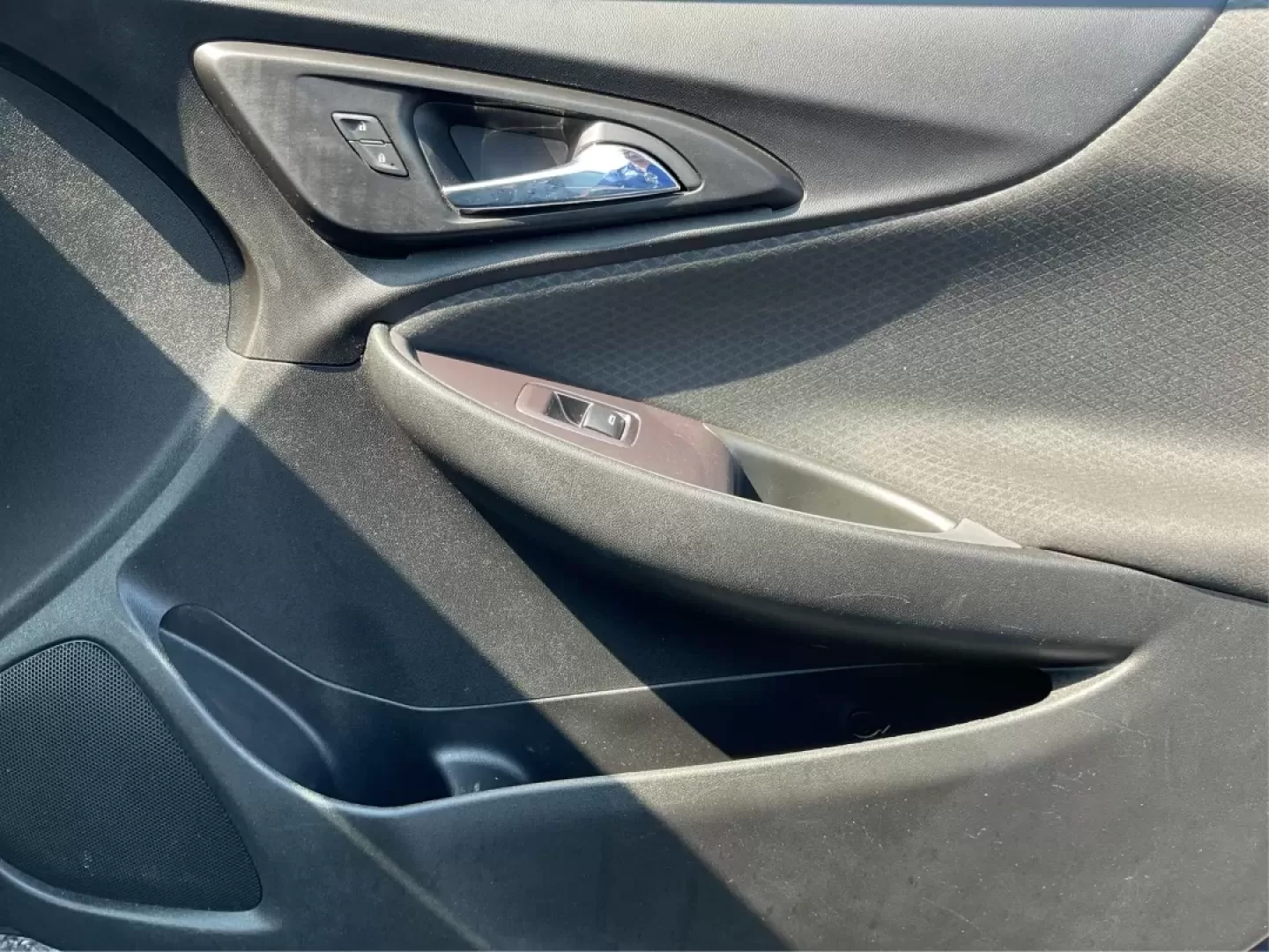 2018 Chevrolet Malibu 1LS (1G1ZB5ST0JF) with an ECOTEC 1.5L I-4 gasoline direct injection engine, located at 8750 N County Rd 25A, Piqua, OH, 45356, (937) 908-9800, 40.164391, -84.232513 - **Experience Unmatched Comfort and Style with the 2018 Chevrolet Malibu at Advantage Car and Credit in Fairborn, OH!**<br /> <br /> Are you in the market for a dependable sedan that effortlessly balances style, comfort, and cutting-edge technology? Look no further than the stunning 2018 Chevrolet Ma - Photo#19