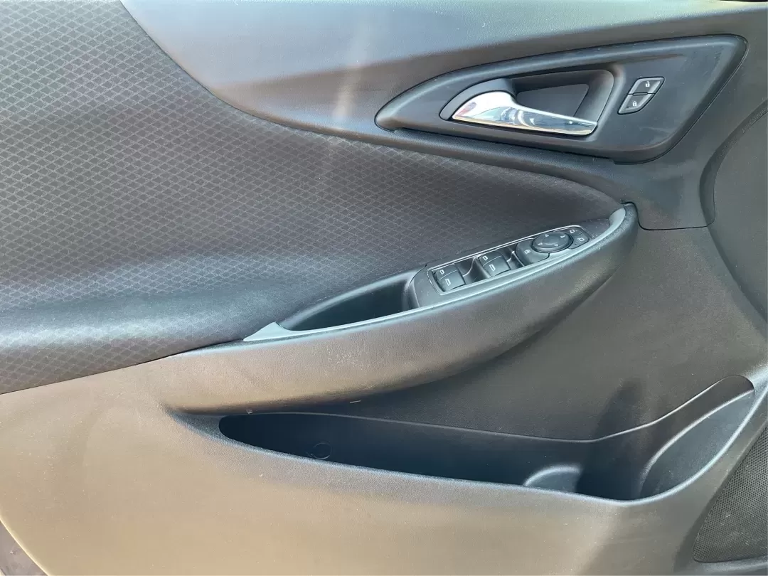 2018 Chevrolet Malibu 1LS (1G1ZB5ST0JF) with an ECOTEC 1.5L I-4 gasoline direct injection engine, located at 880 E. National Road, Vandalia, OH, 45377, (937) 908-9800, 39.891918, -84.183594 - **Experience Unmatched Comfort and Style with the 2018 Chevrolet Malibu at Advantage Car and Credit in Fairborn, OH!**<br /> <br /> Are you in the market for a dependable sedan that effortlessly balances style, comfort, and cutting-edge technology? Look no further than the stunning 2018 Chevrolet Ma - Photo#18